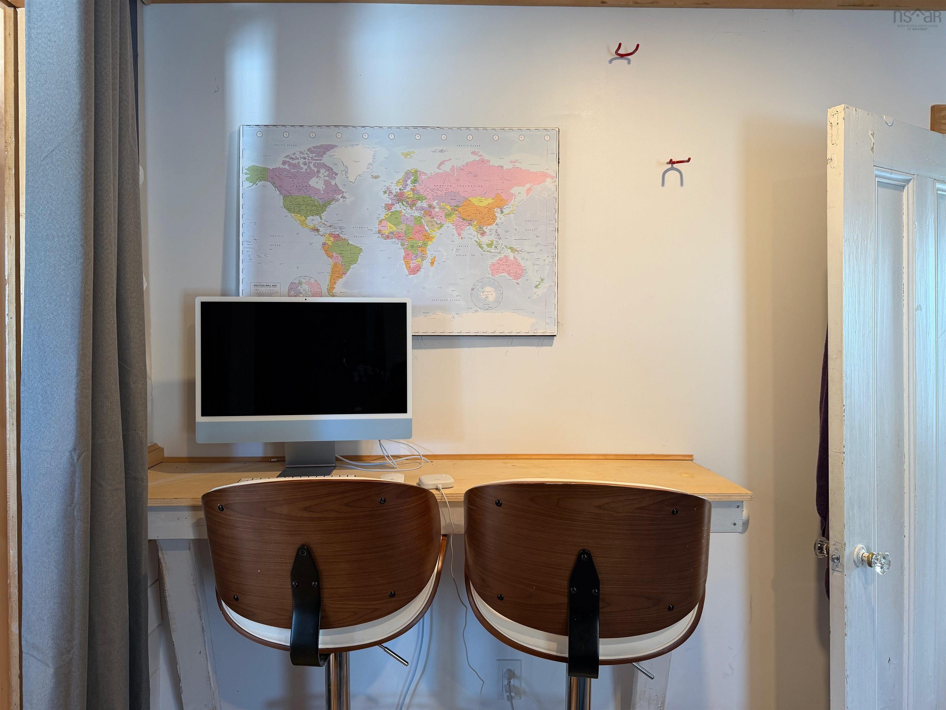 $399,000.00: 526 Cedar Lake Road, Cedar Lake