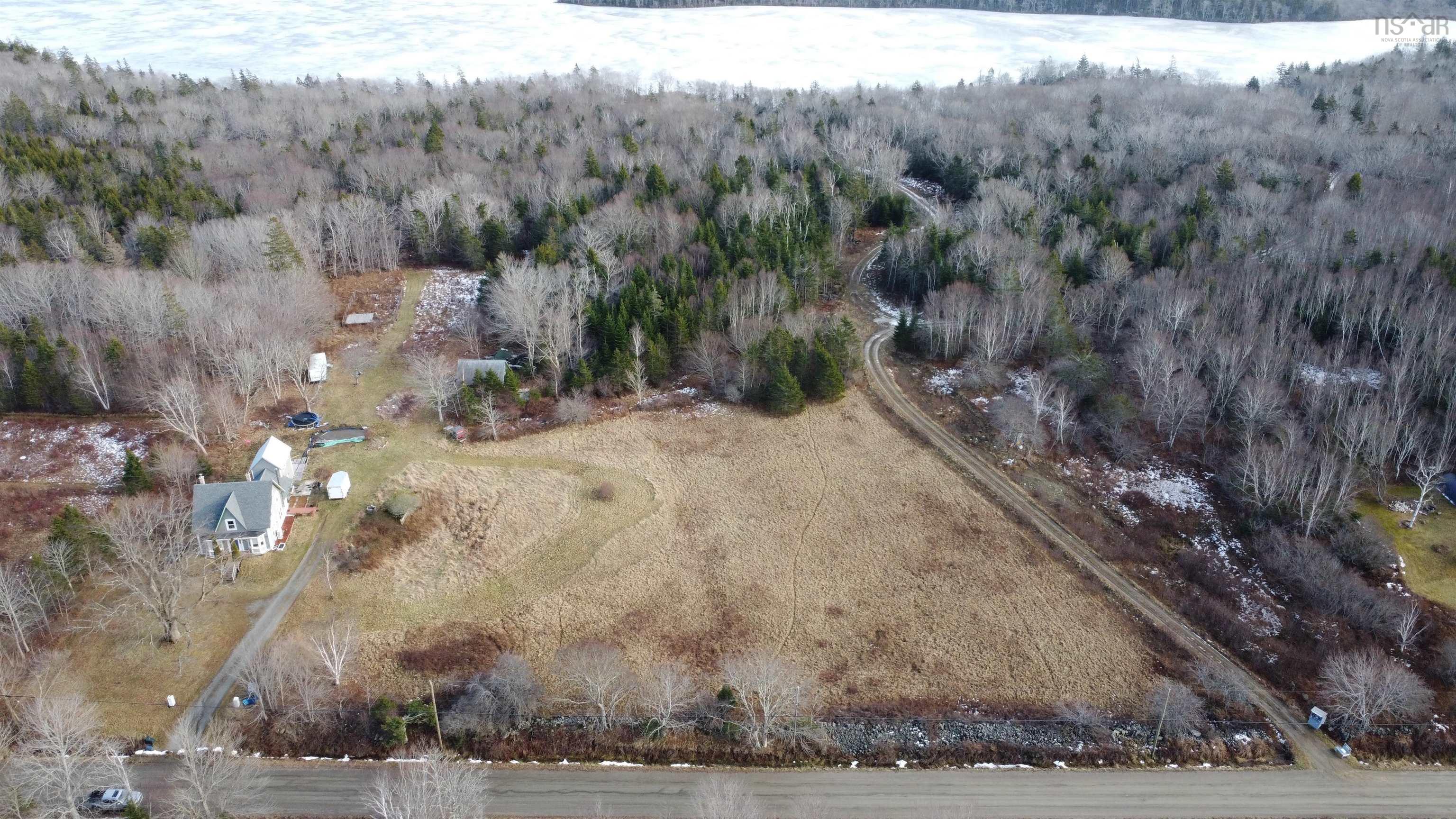 $399,000.00: 526 Cedar Lake Road, Cedar Lake