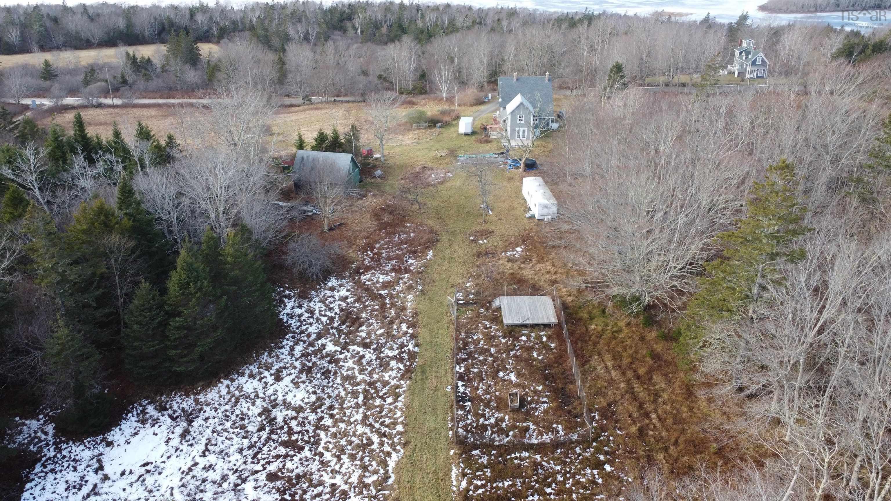 $399,000.00: 526 Cedar Lake Road, Cedar Lake