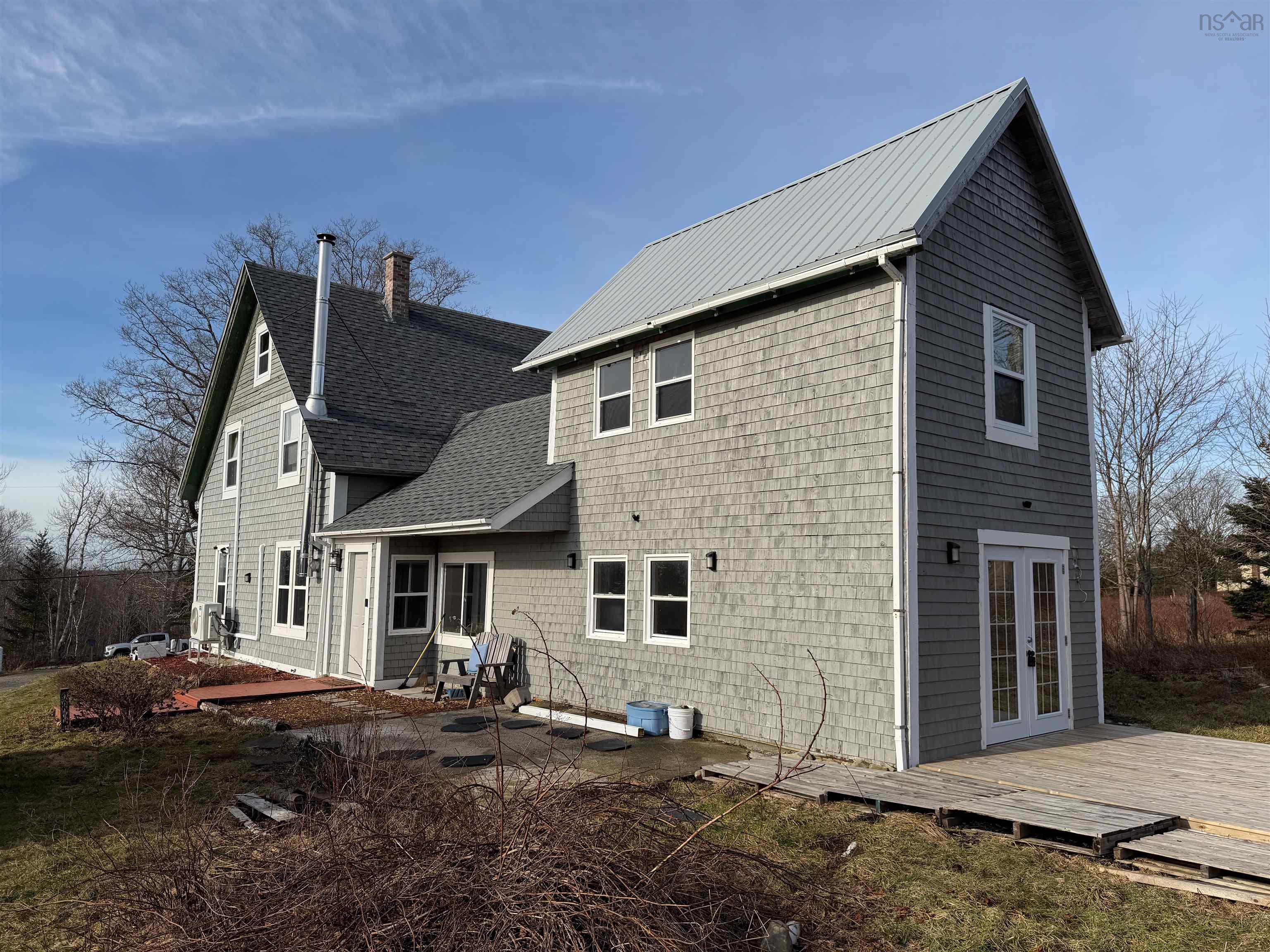 $399,000.00: 526 Cedar Lake Road, Cedar Lake