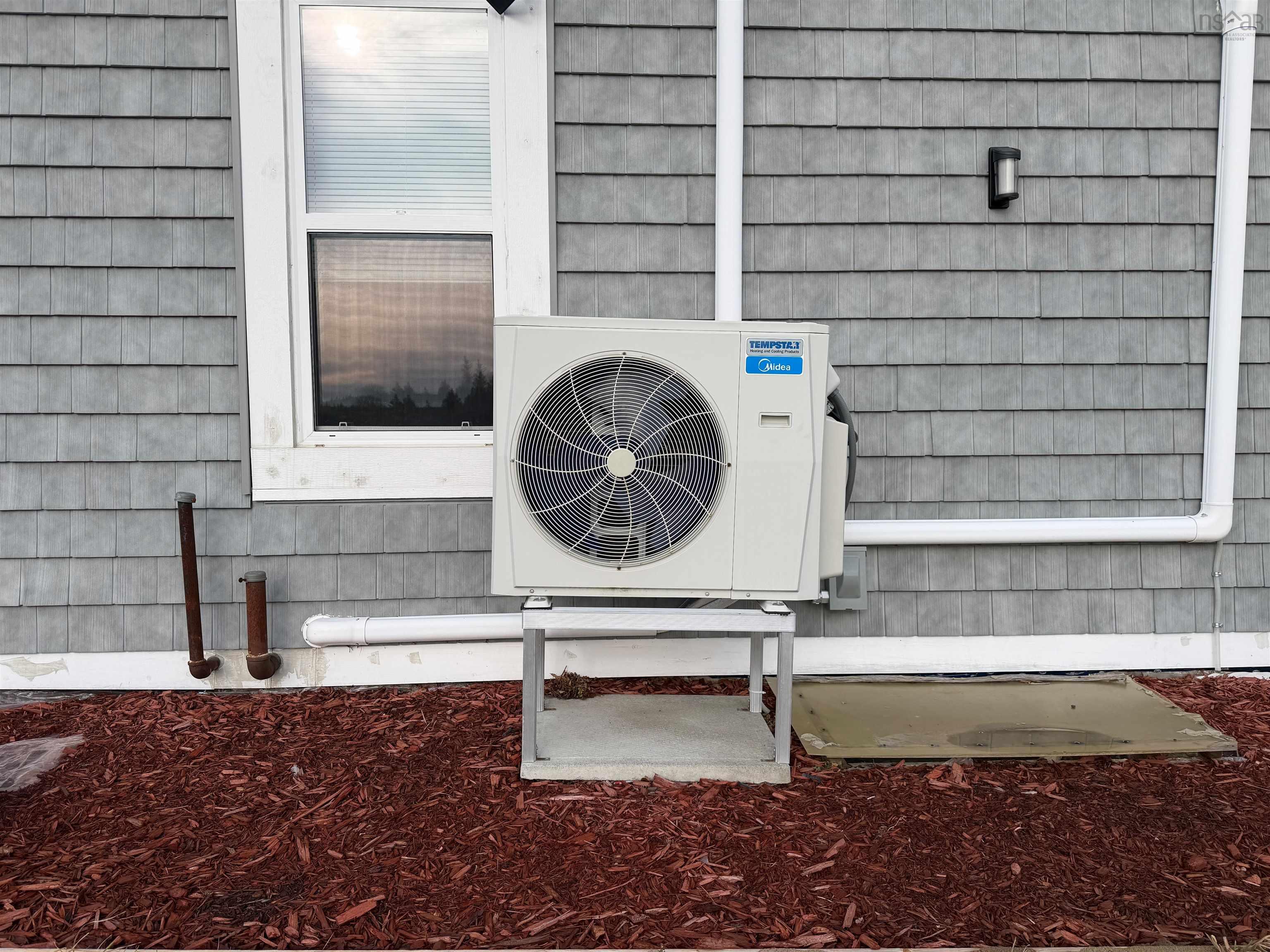 $399,000.00: 526 Cedar Lake Road, Cedar Lake