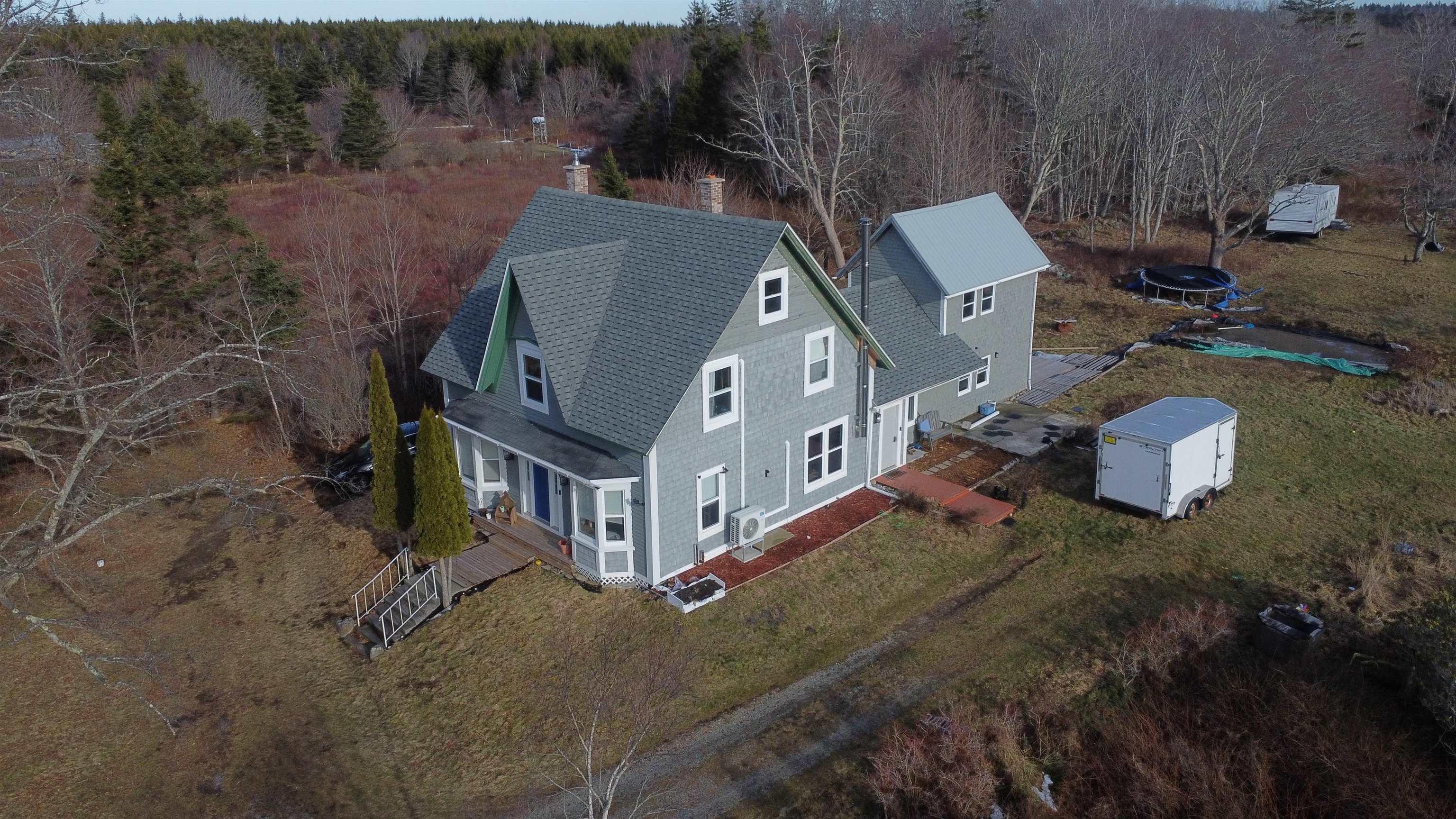 $399,000.00: 526 Cedar Lake Road, Cedar Lake