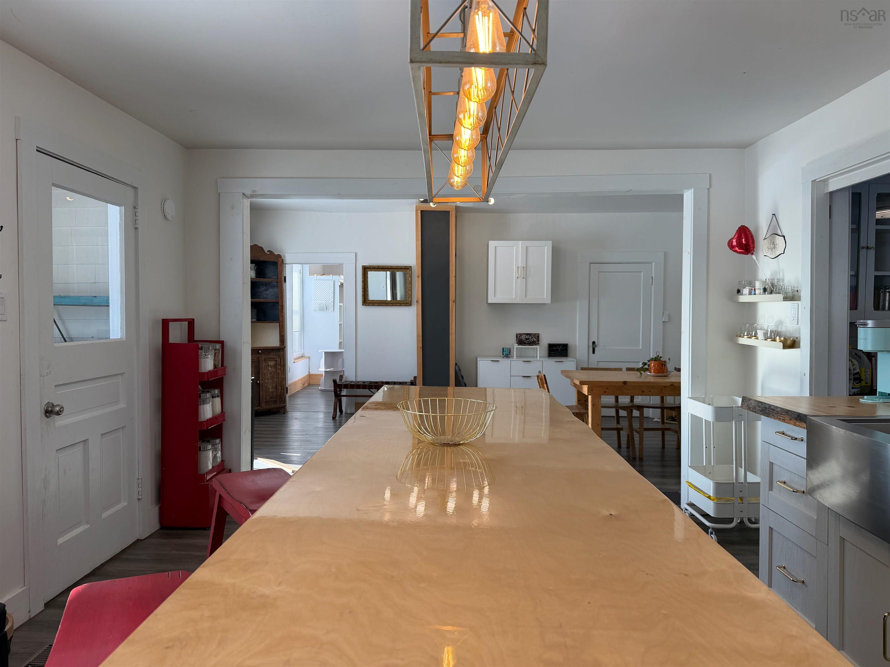 $399,000.00: 526 Cedar Lake Road, Cedar Lake