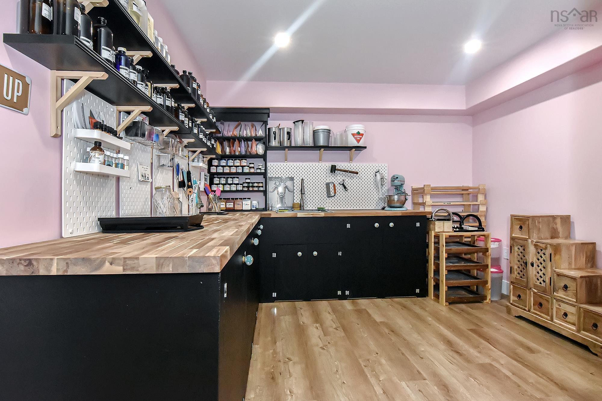 $835,000.00: 9409 Highway 215, Pembroke