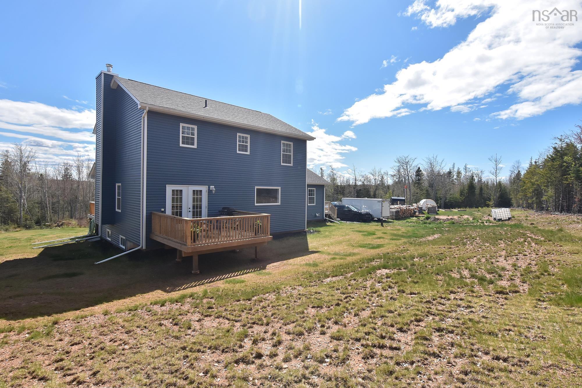 $835,000.00: 9409 Highway 215, Pembroke