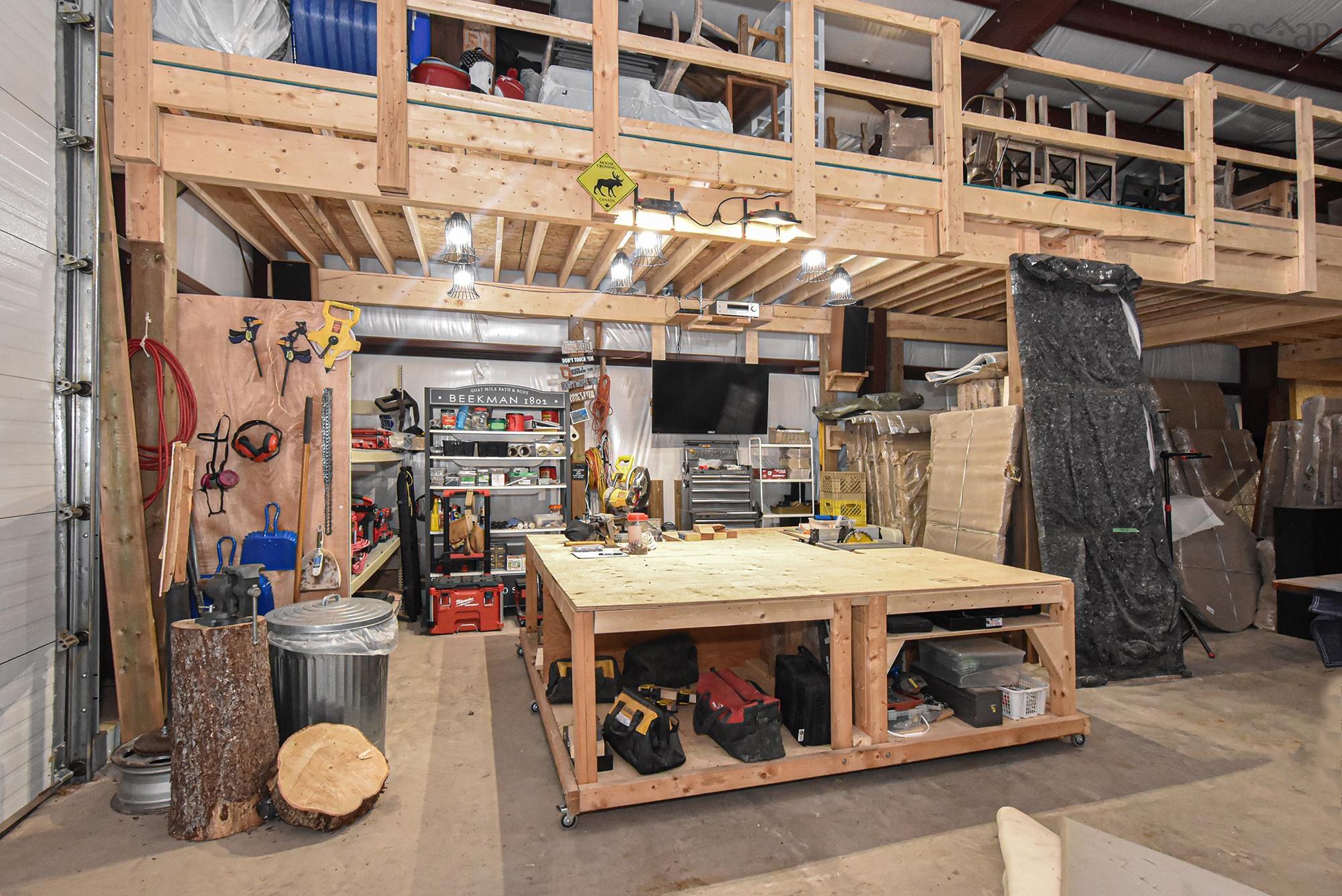 $835,000.00: 9409 Highway 215, Pembroke