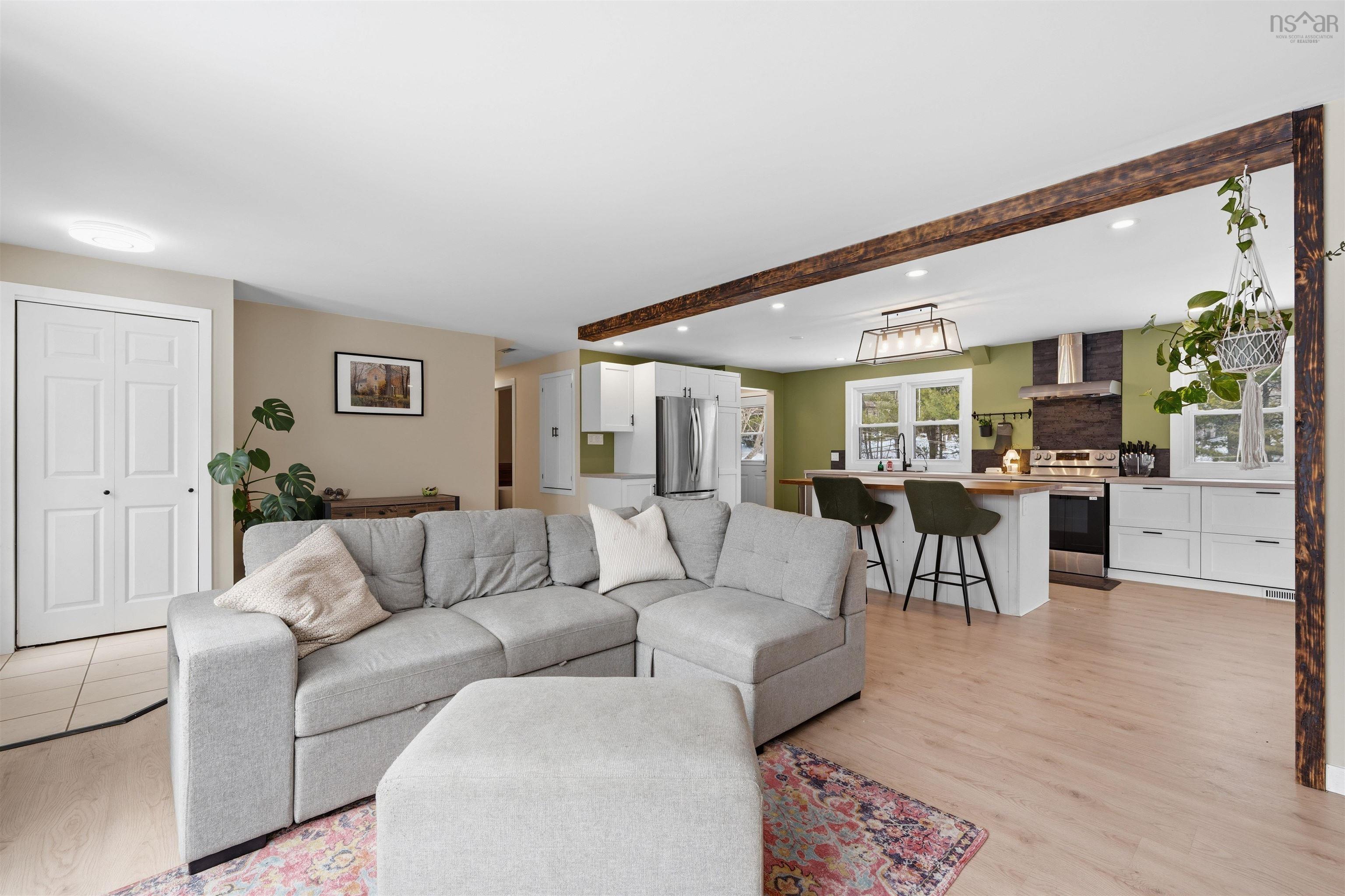 $599,000.00: 5 Tower View Road, Enfield