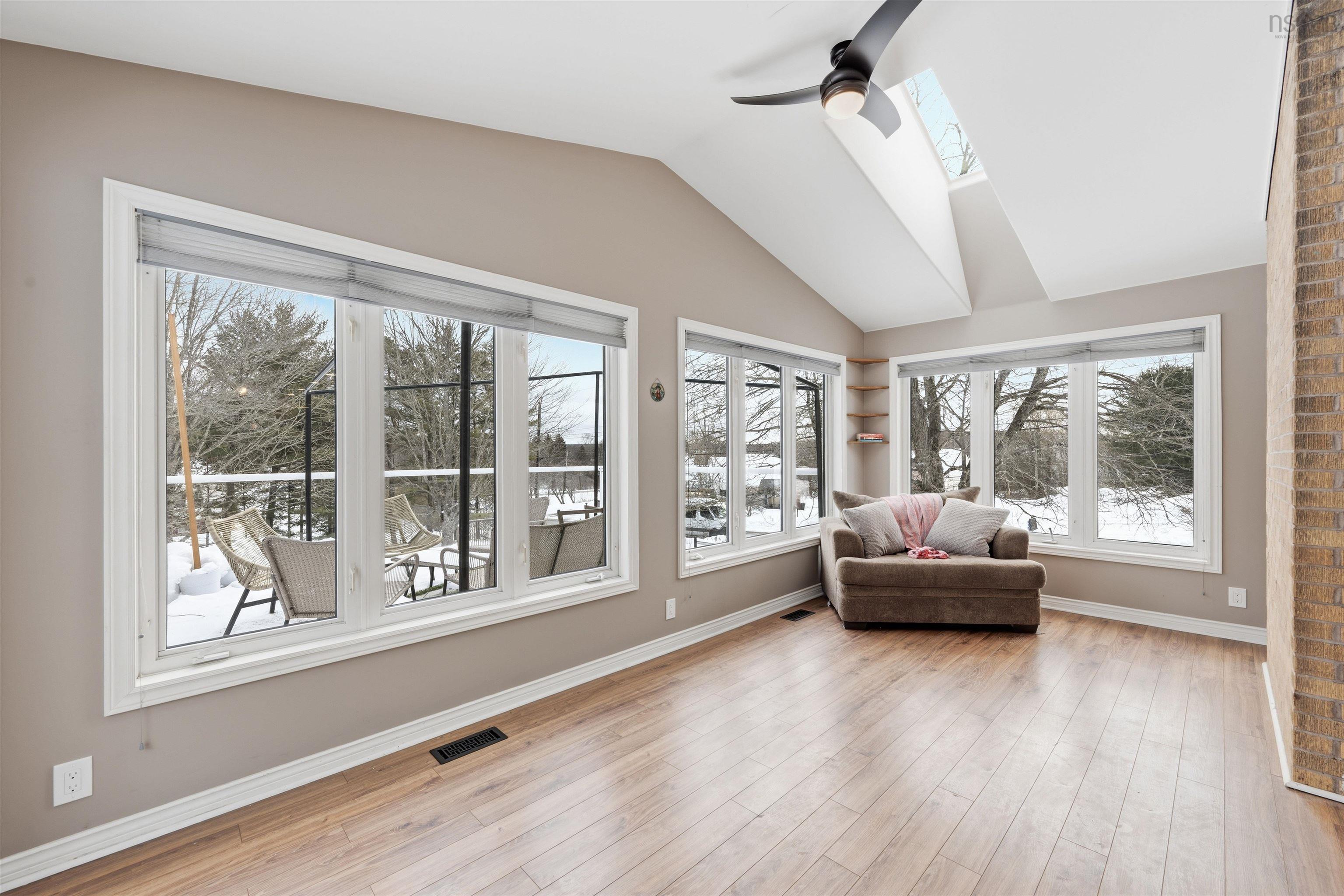 $599,000.00: 5 Tower View Road, Enfield