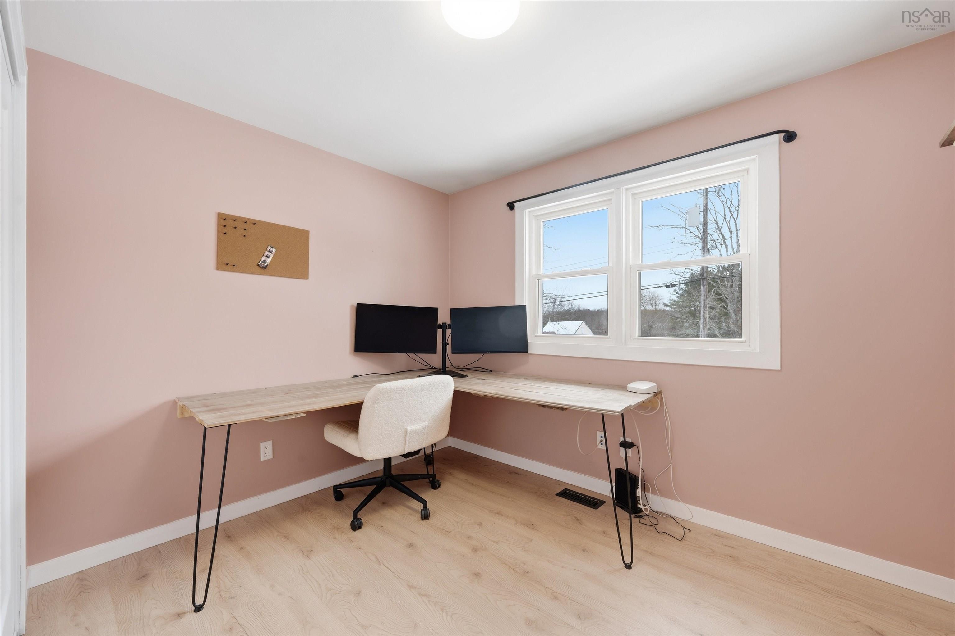 $599,000.00: 5 Tower View Road, Enfield