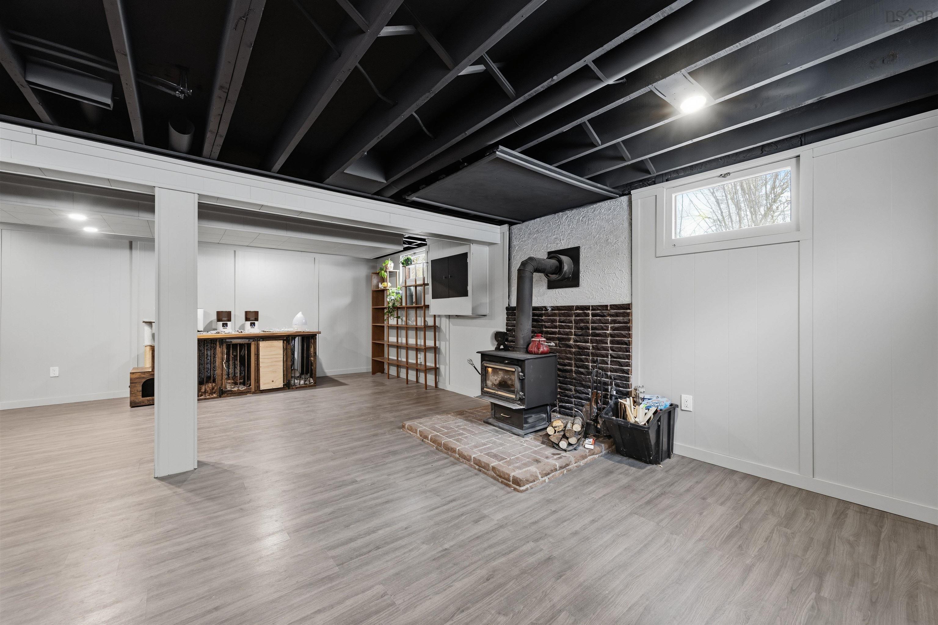 $599,000.00: 5 Tower View Road, Enfield