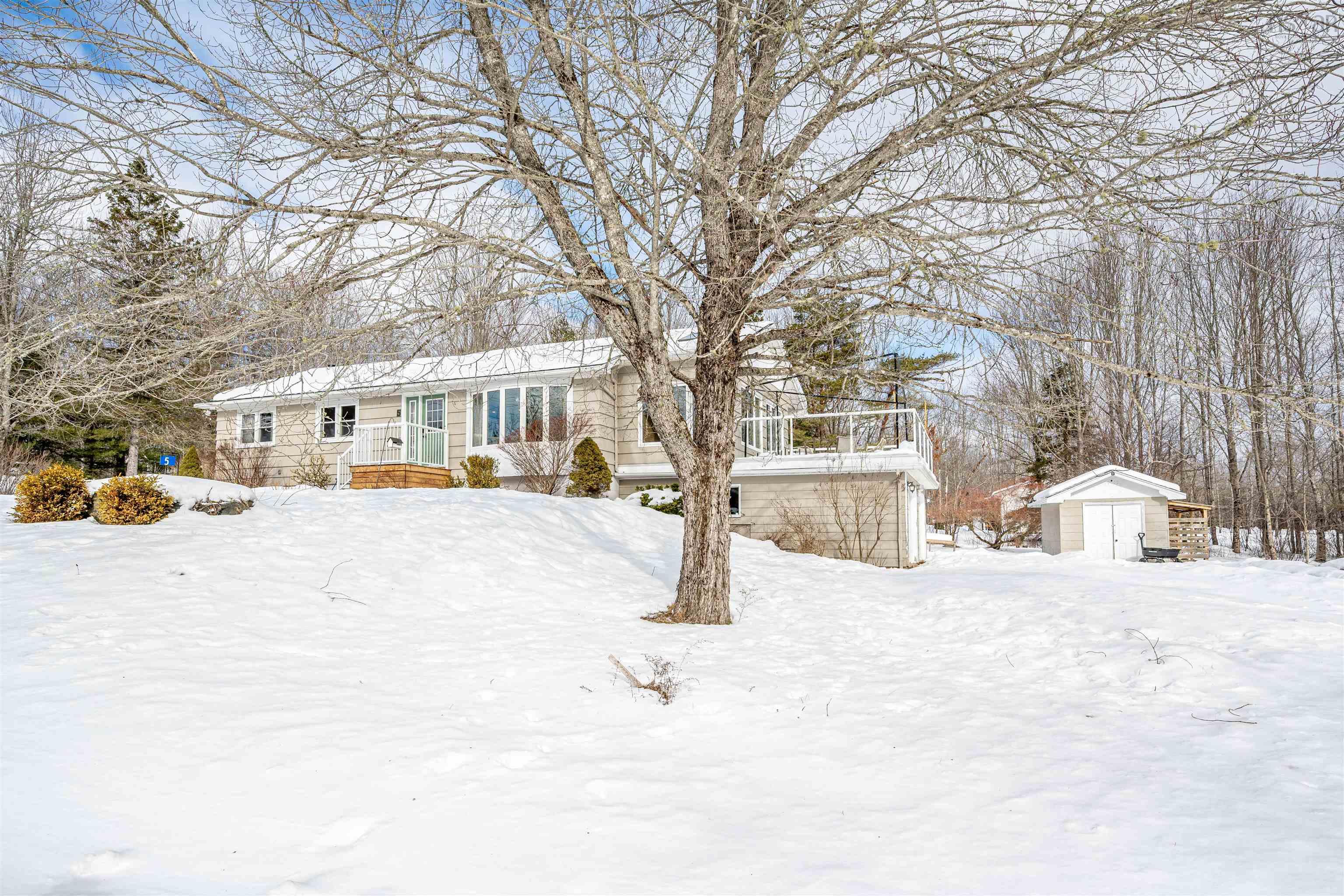 $599,000.00: 5 Tower View Road, Enfield