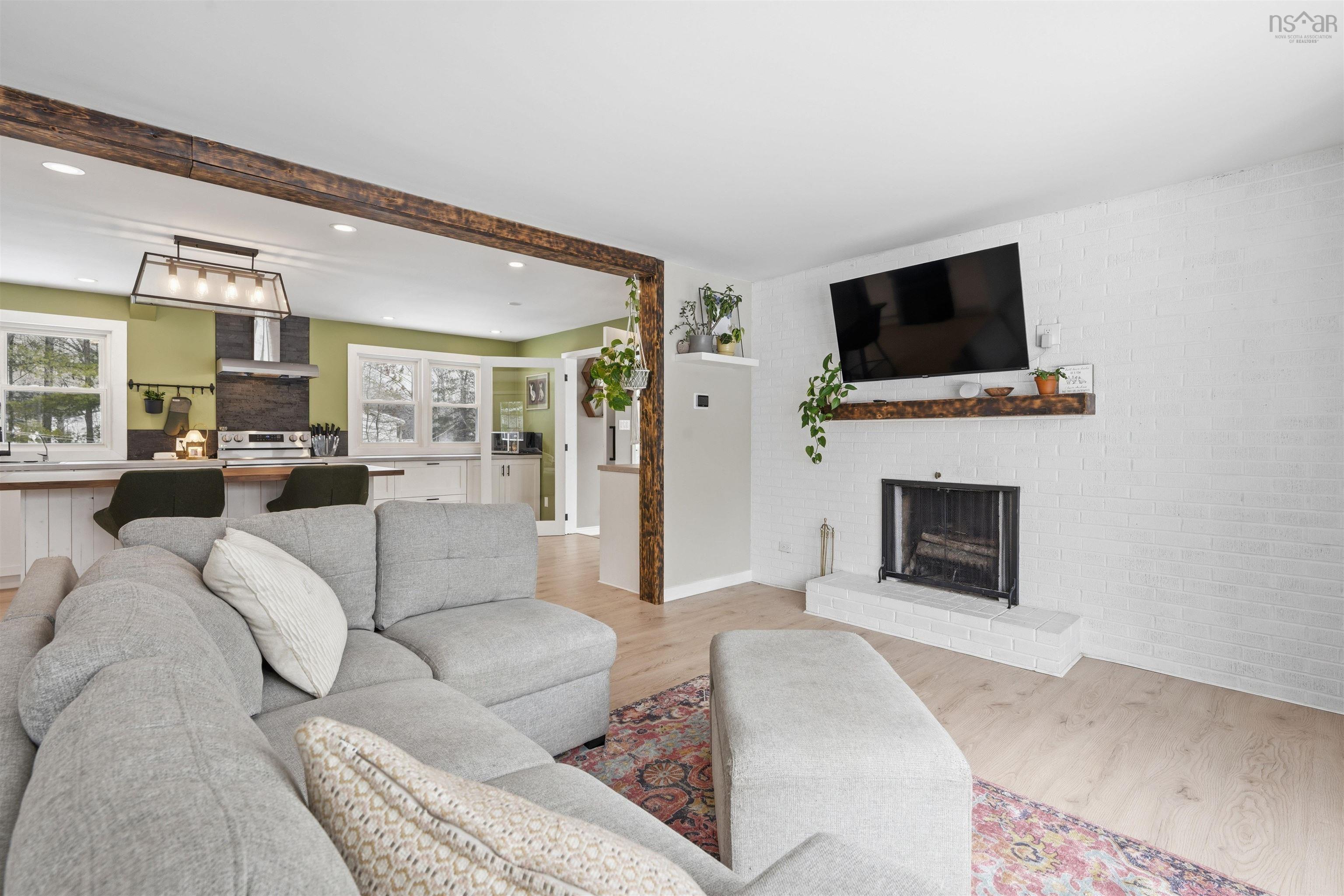 $599,000.00: 5 Tower View Road, Enfield