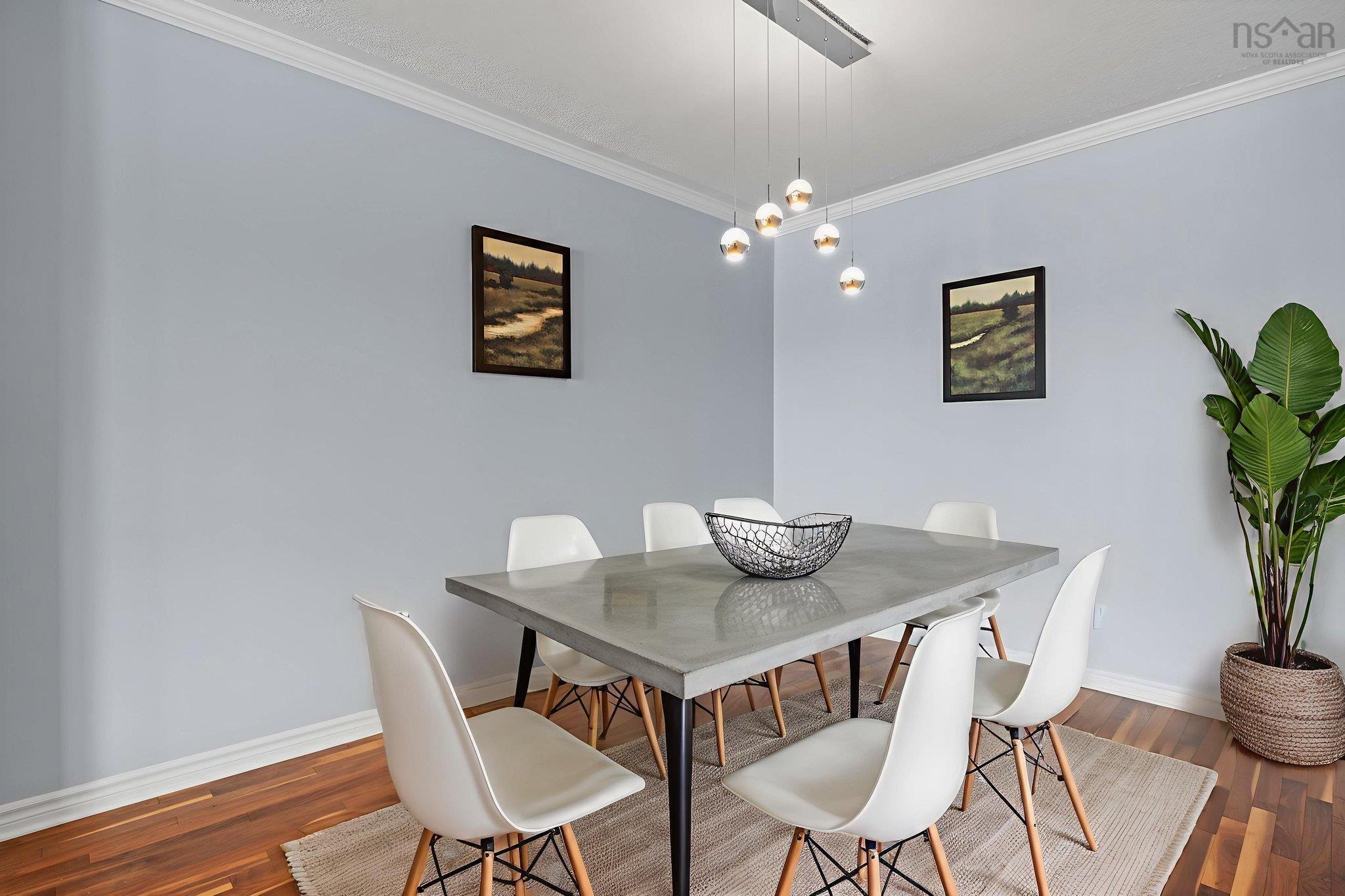 $589,500.00: 306 77 Russell Lake, Dartmouth