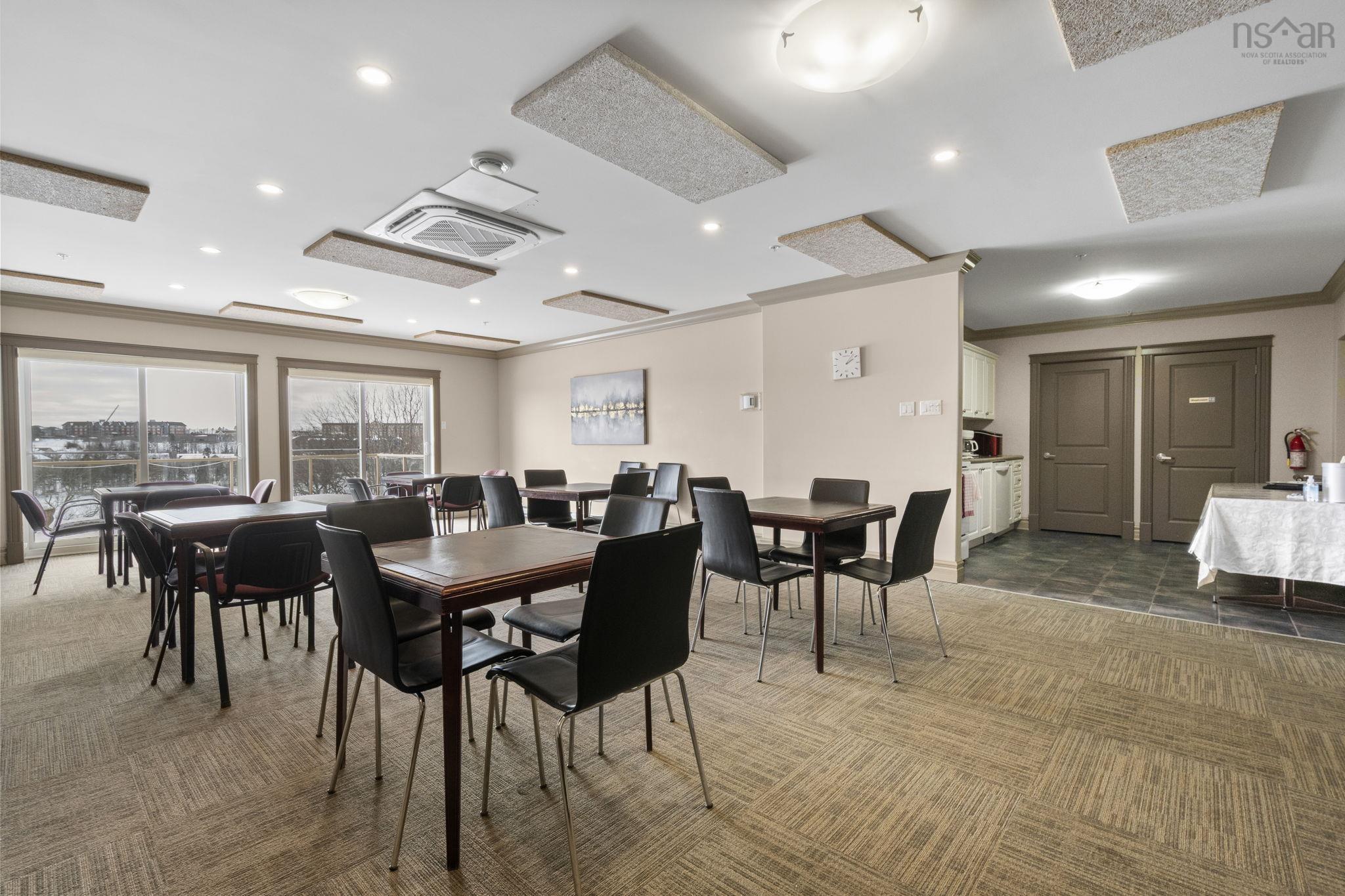 306 77 Russell Lake, Dartmouth, NS (MLS 202603360)