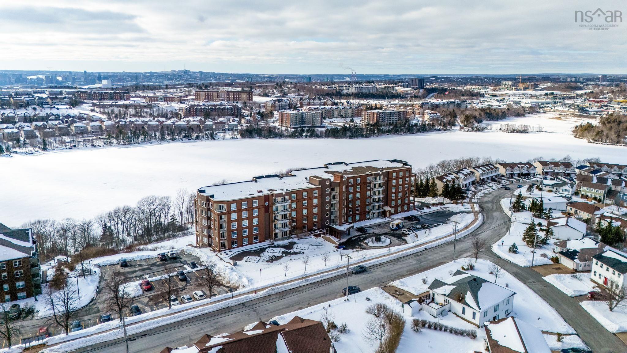 306 77 Russell Lake, Dartmouth, NS (MLS 202603360)