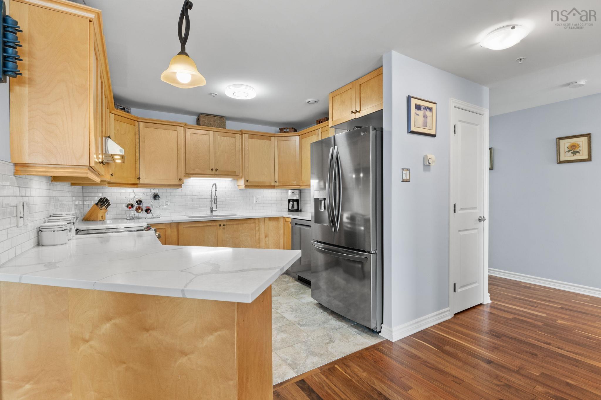 306 77 Russell Lake, Dartmouth, NS (MLS 202603360)