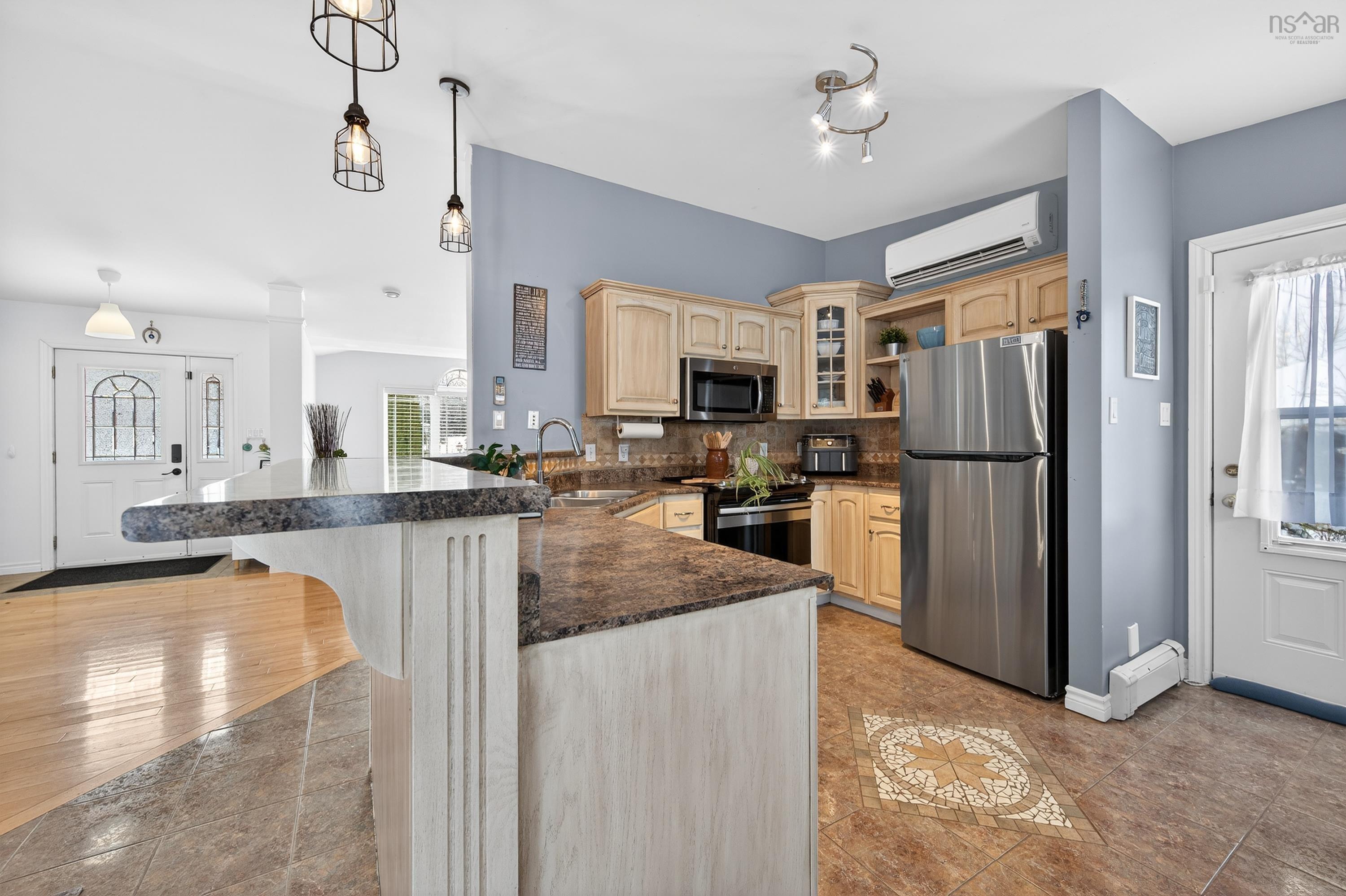 $525,000.00: 53 Erinmore Drive, Sydney