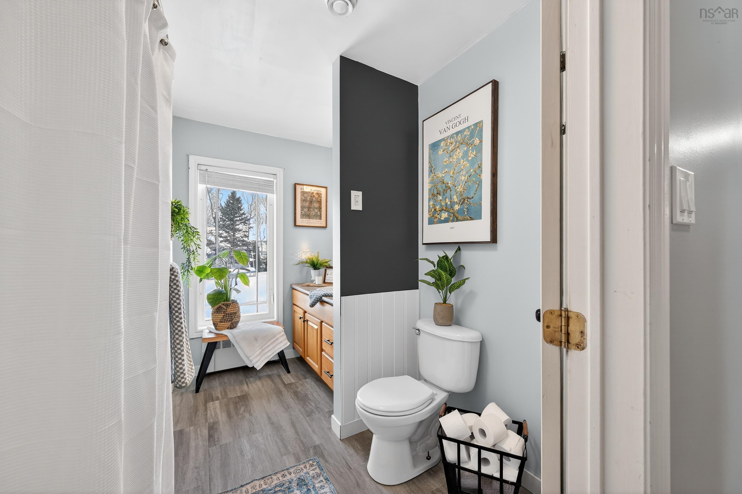 $525,000.00: 53 Erinmore Drive, Sydney