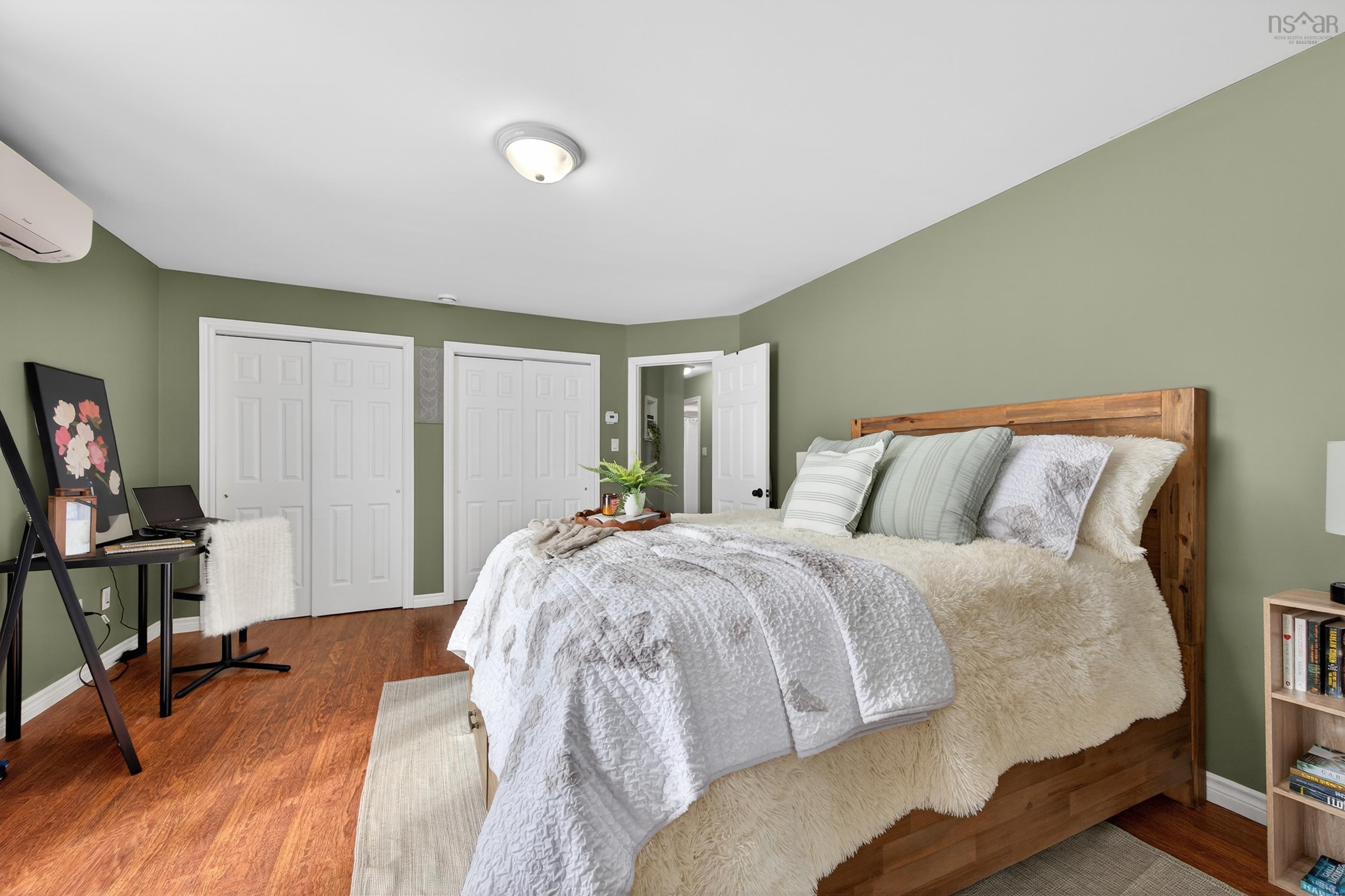 $525,000.00: 53 Erinmore Drive, Sydney