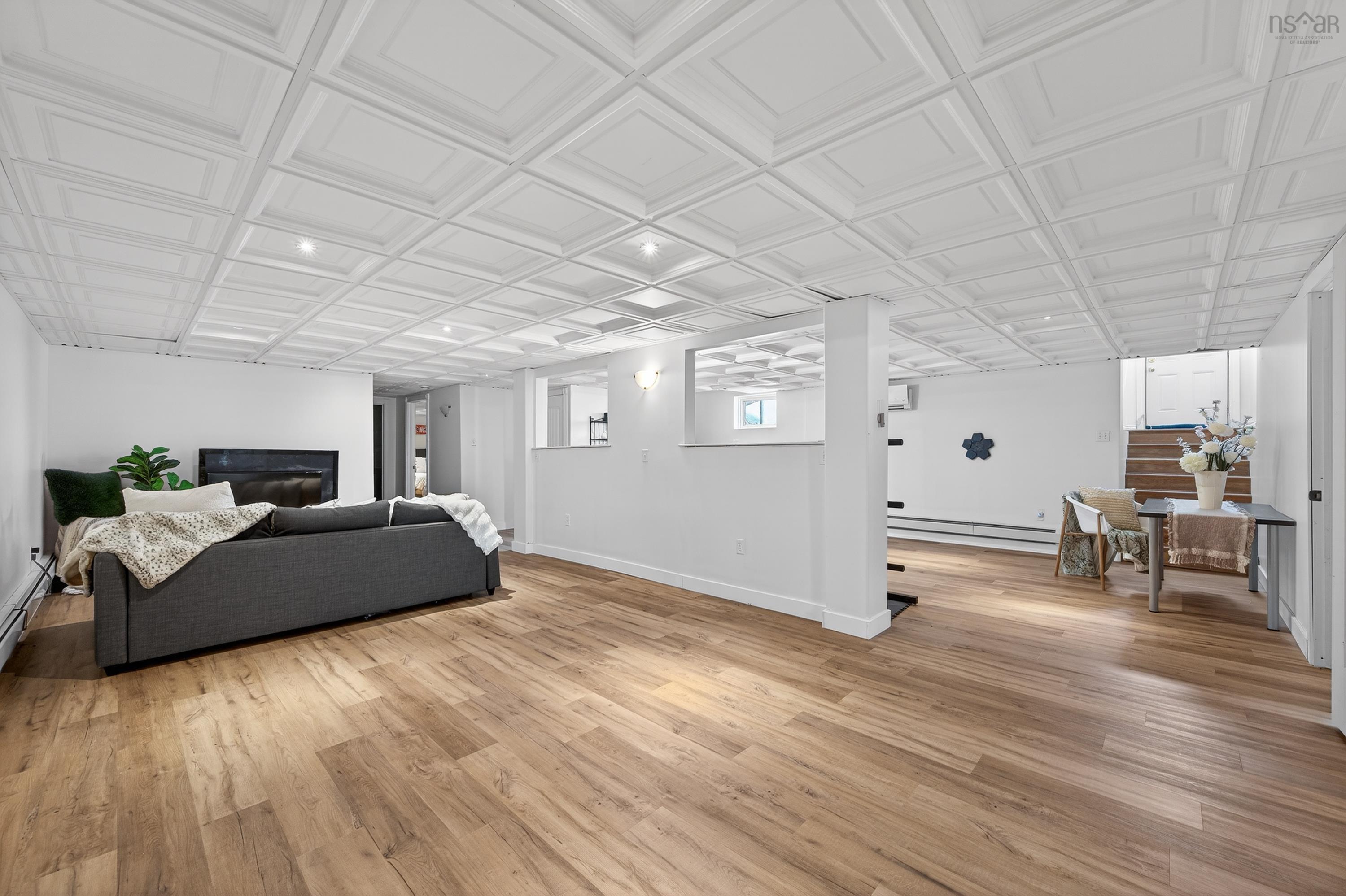 $525,000.00: 53 Erinmore Drive, Sydney