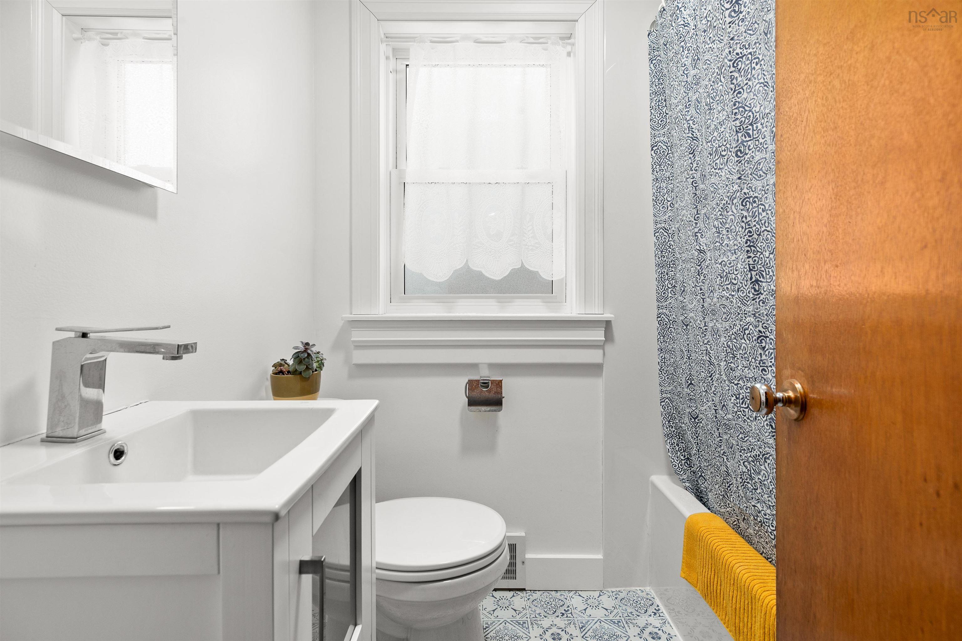 26 Penhorn Drive, Dartmouth, NS (MLS 202603390)