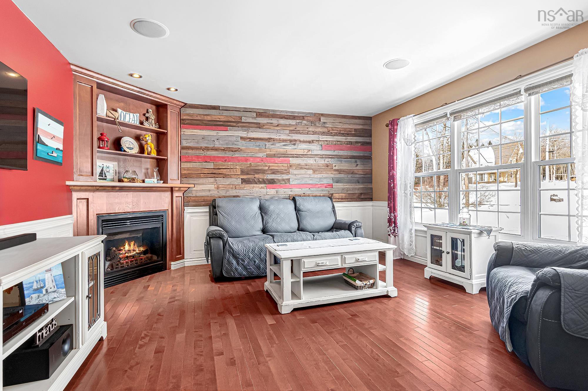 $799,900.00: 110 Ridge Wood Court, Belnan