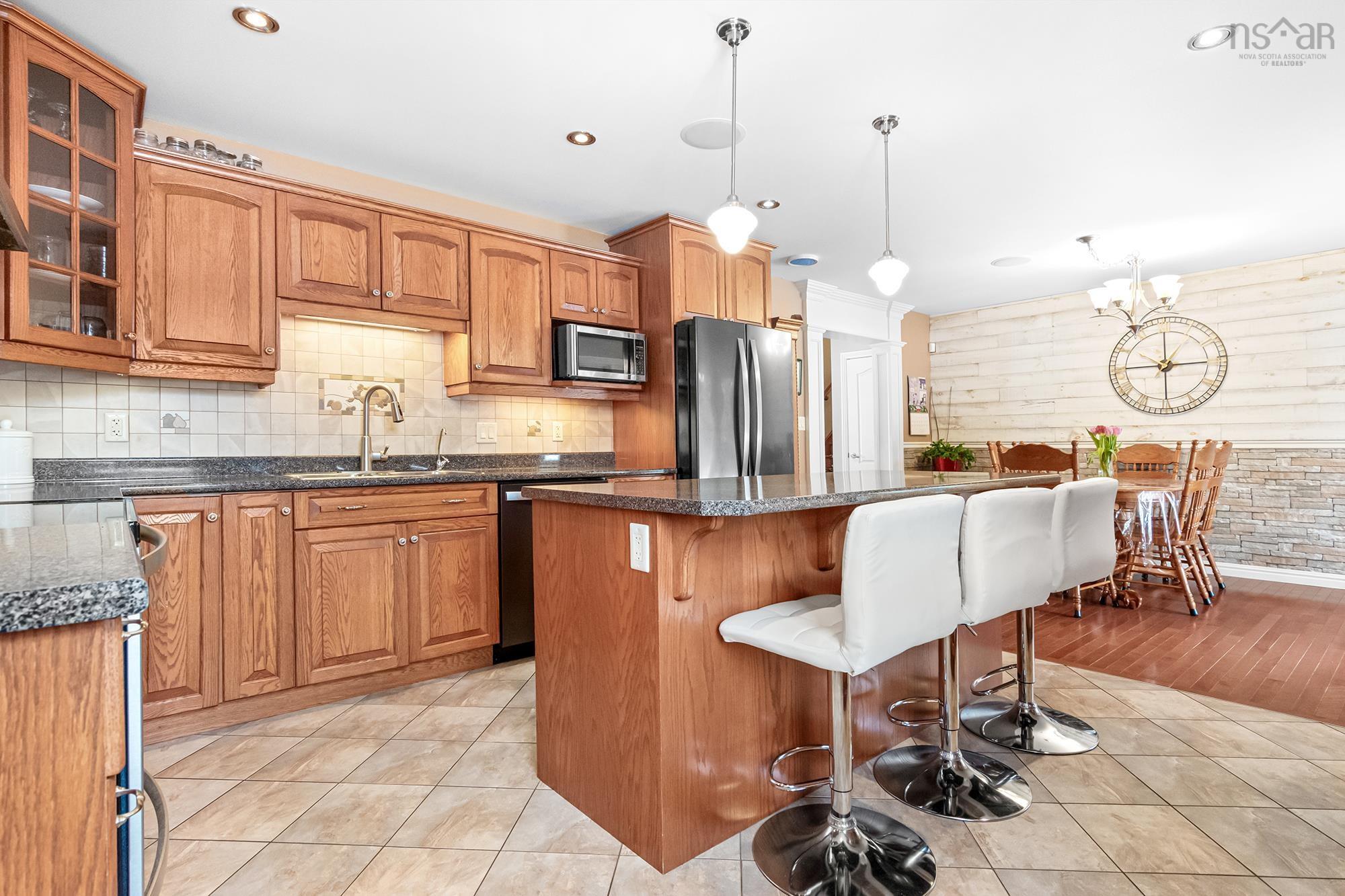 $799,900.00: 110 Ridge Wood Court, Belnan