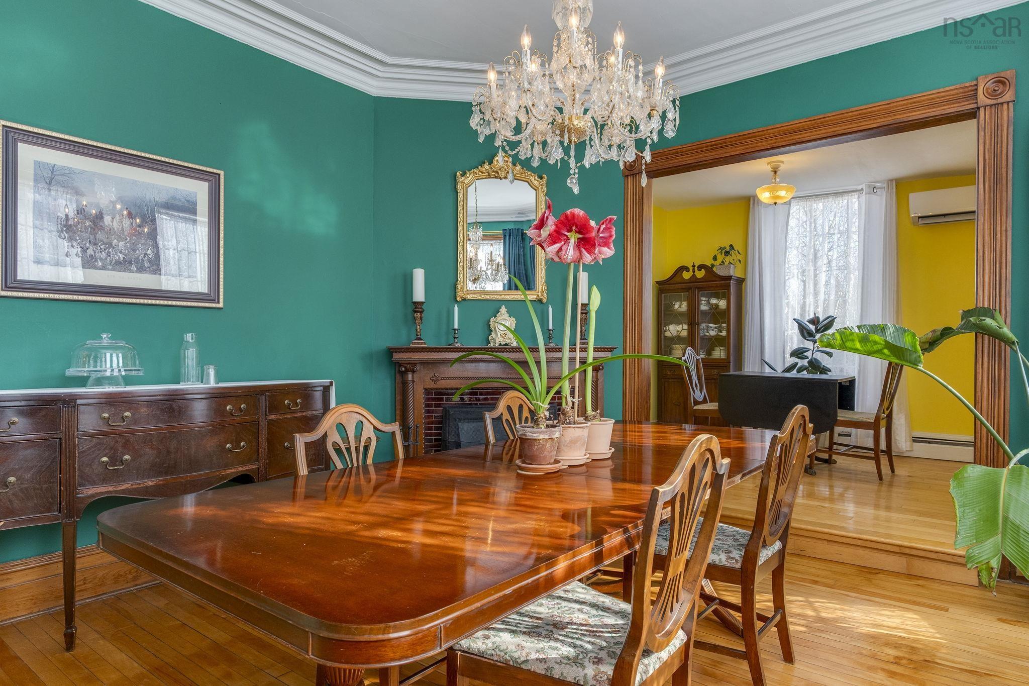 $599,000.00: 153 Albert Street, Windsor