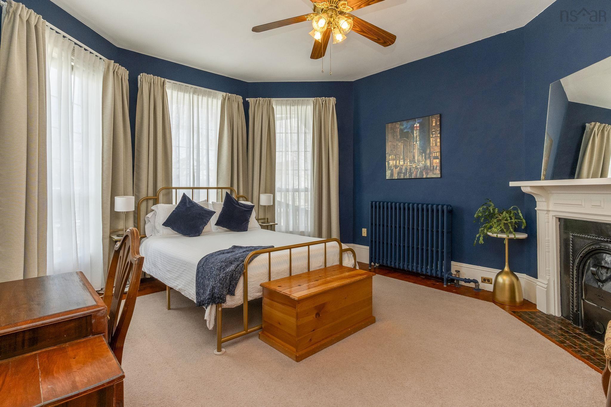 $599,000.00: 153 Albert Street, Windsor