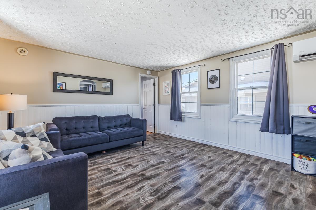 $237,500.00: 416 Pictou Road, Valley