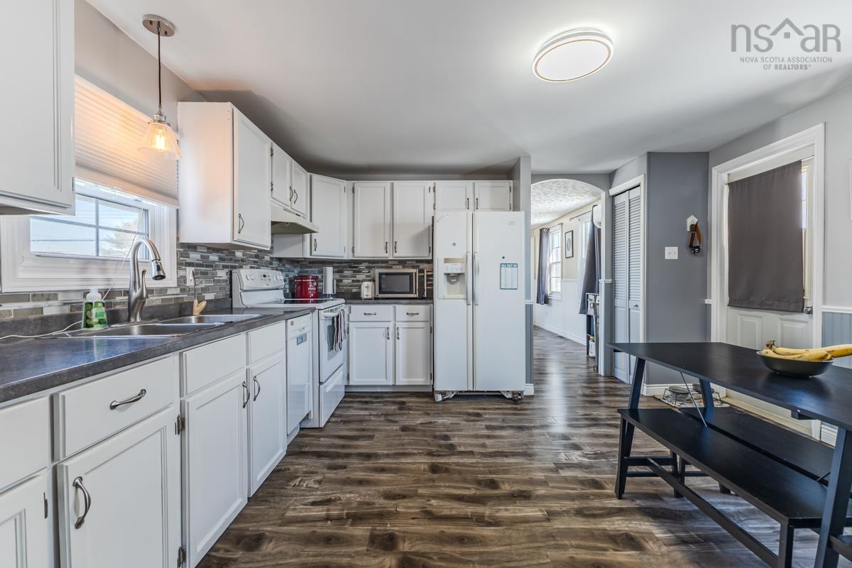 $237,500.00: 416 Pictou Road, Valley