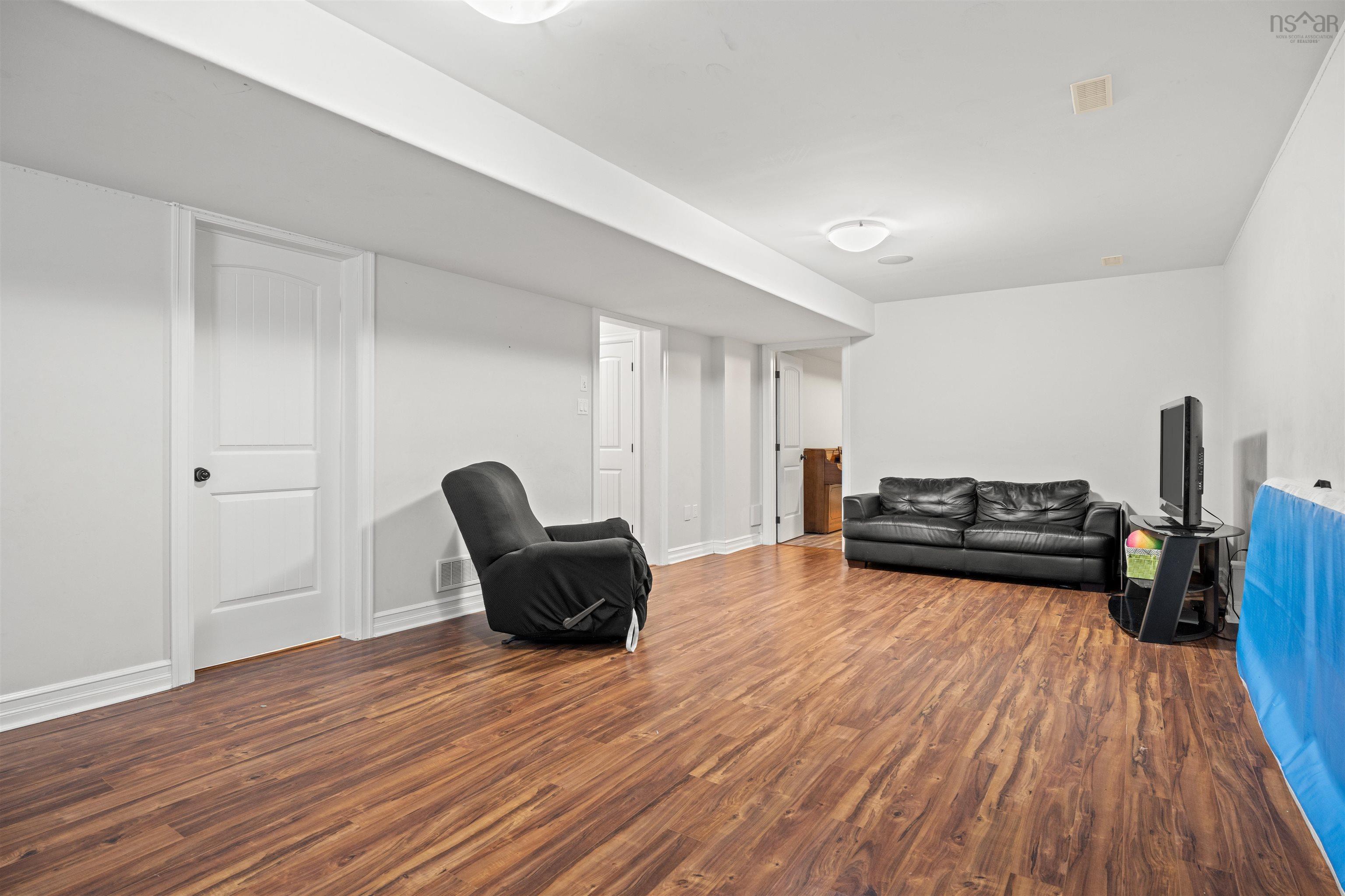 76 Pebblecreek Crescent, Dartmouth, NS (MLS 202603404)