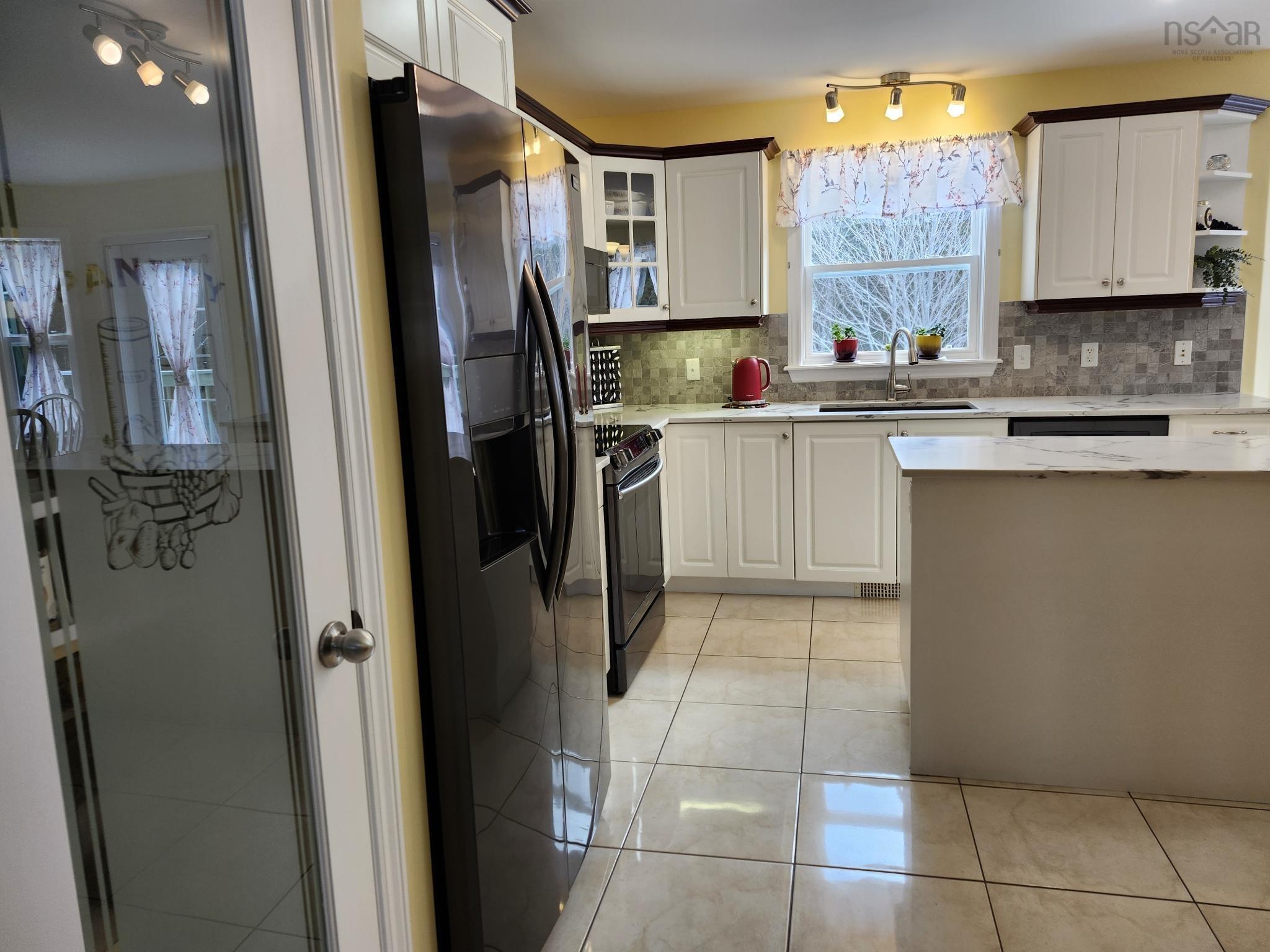 377 Laurel Ridge Drive, Beaver Bank, NS (MLS 202603406)