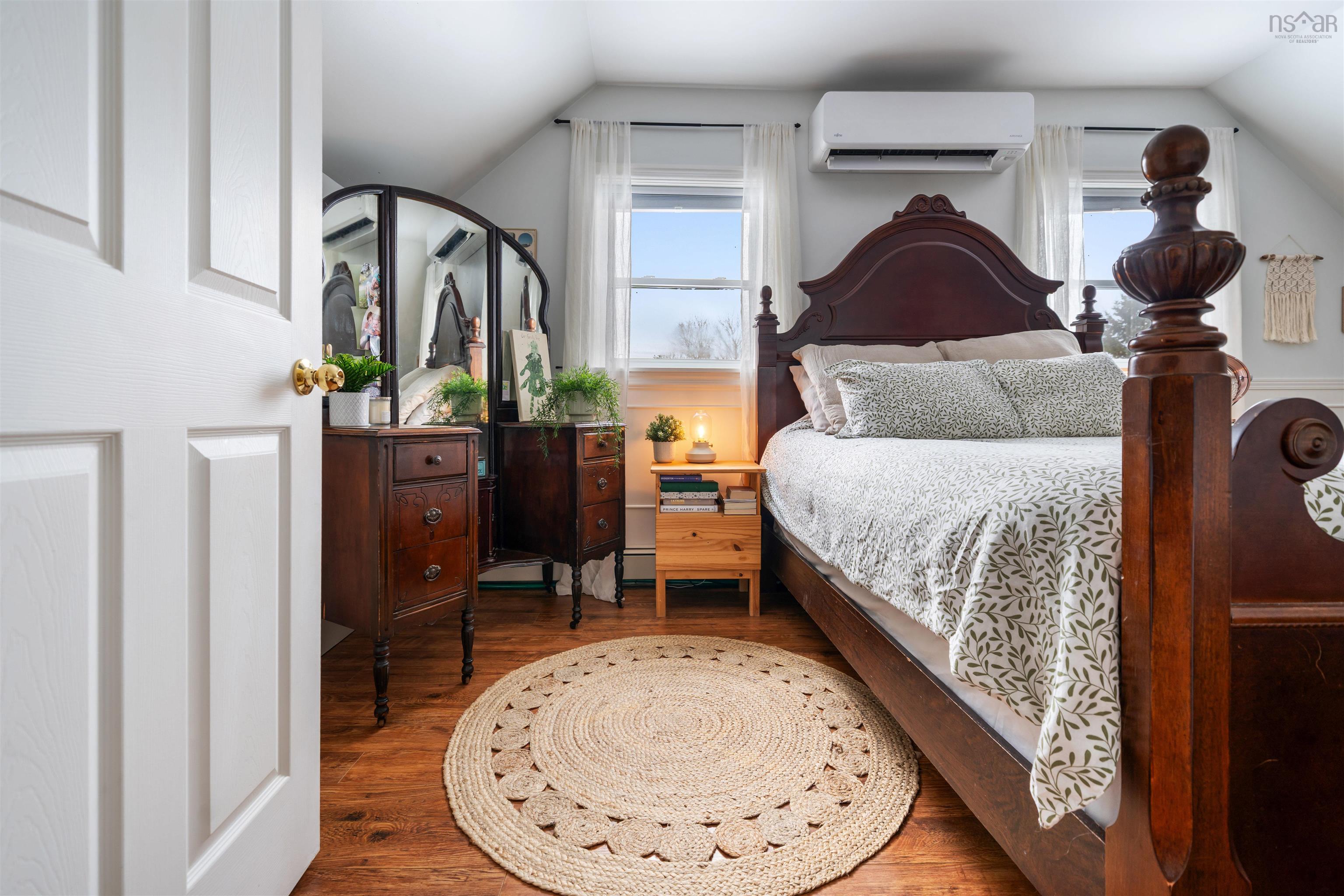 $389,900.00: 372 Lays Lake Road, Meaghers Grant