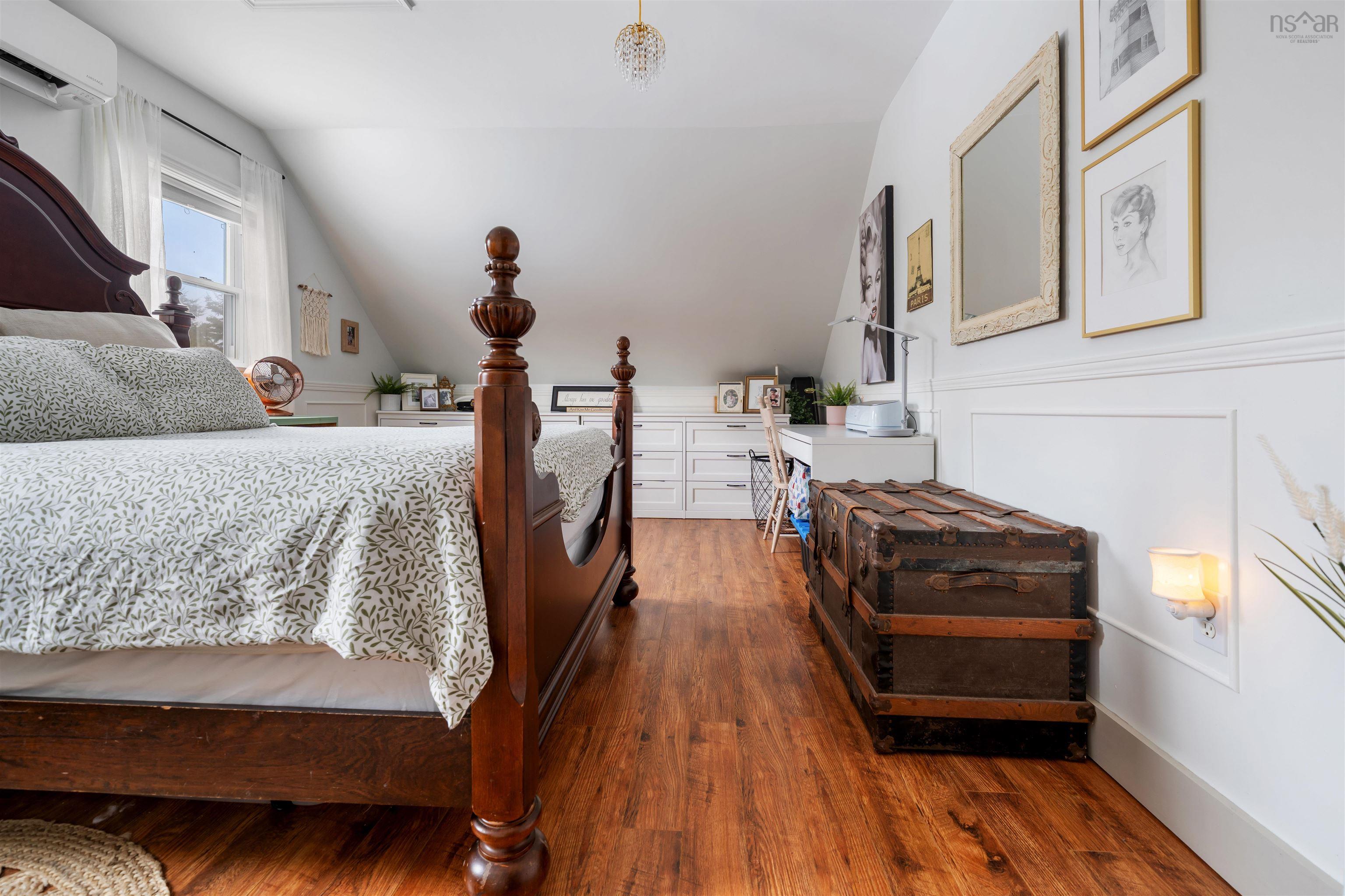 $389,900.00: 372 Lays Lake Road, Meaghers Grant