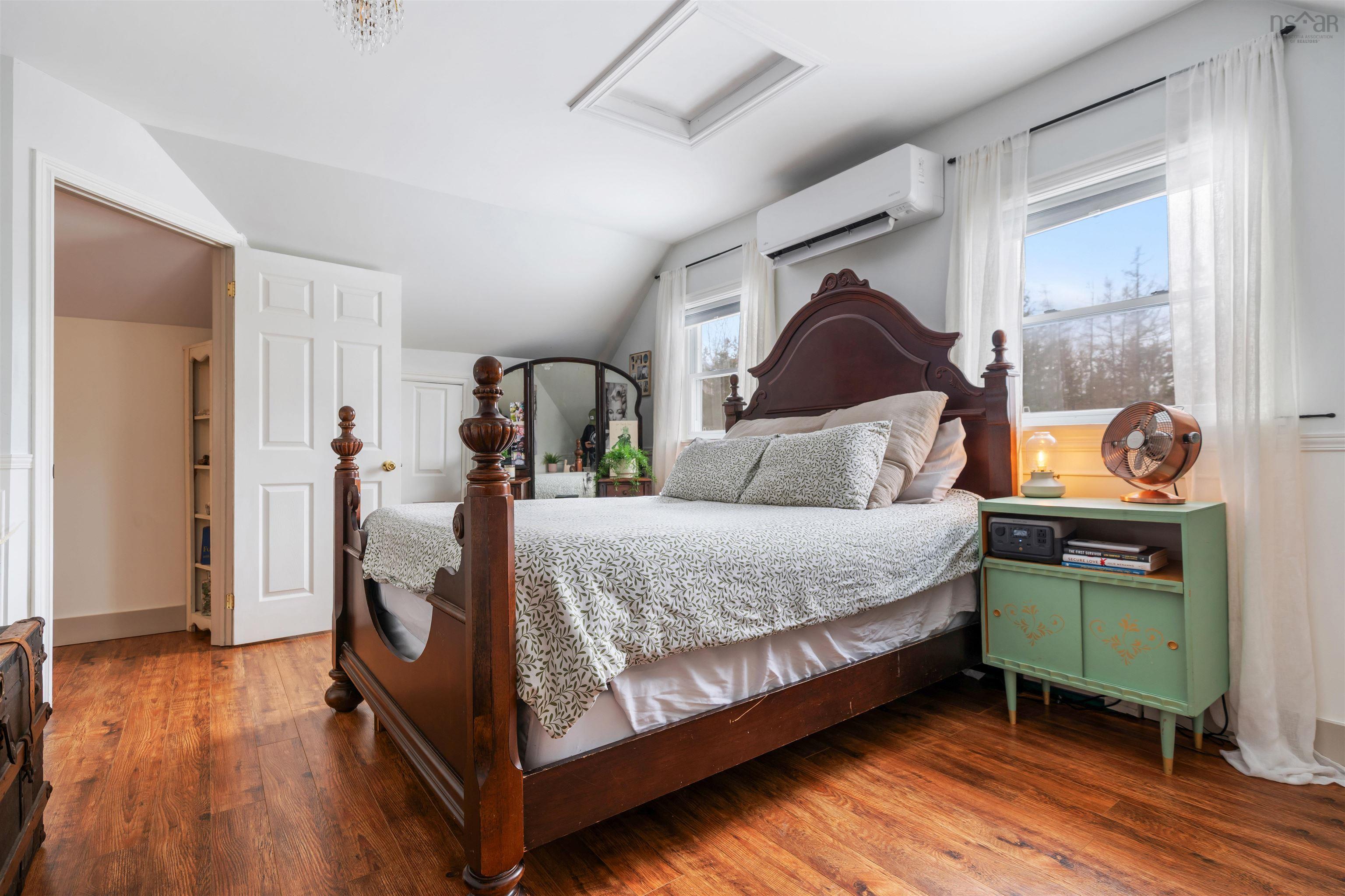 $389,900.00: 372 Lays Lake Road, Meaghers Grant