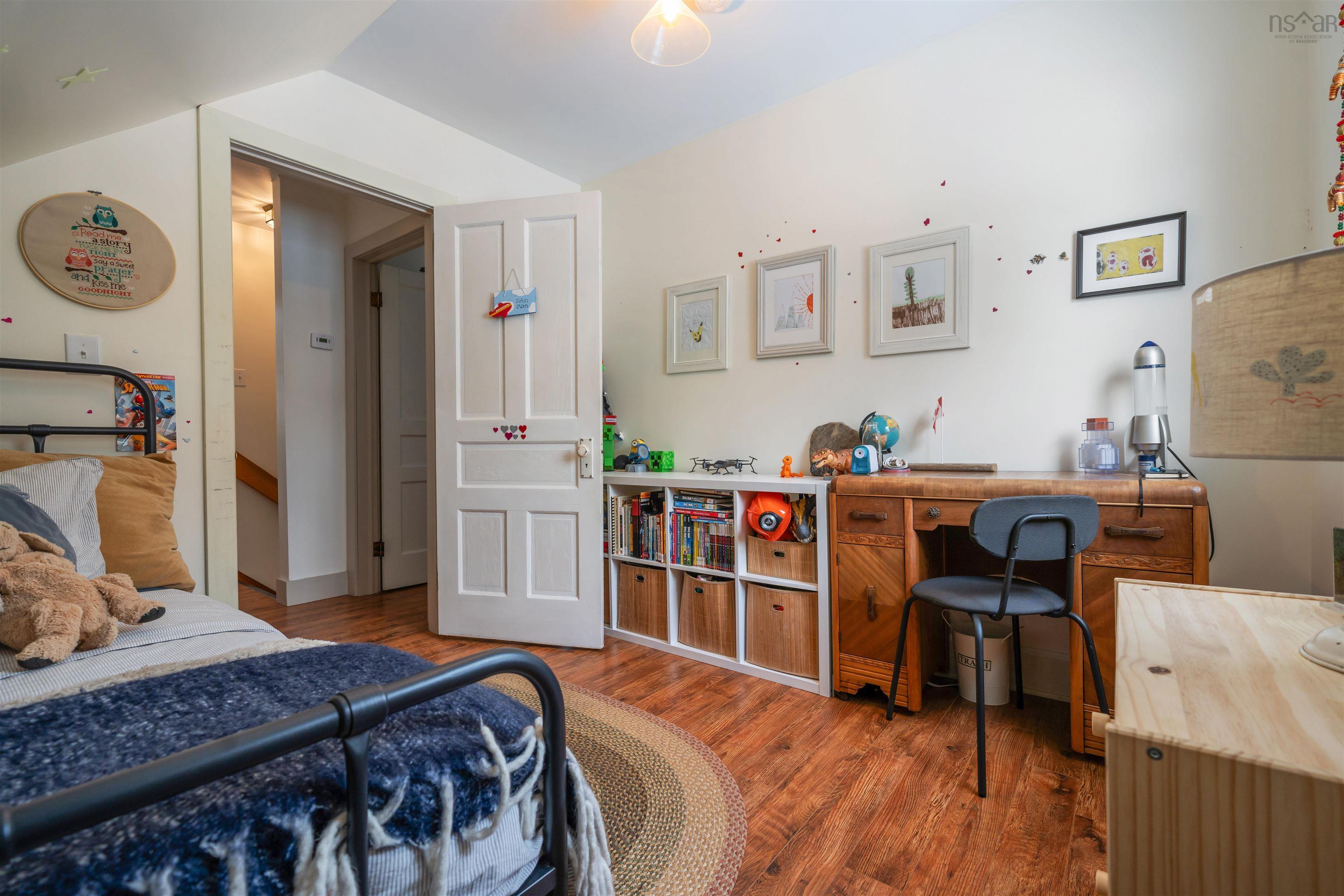 $389,900.00: 372 Lays Lake Road, Meaghers Grant