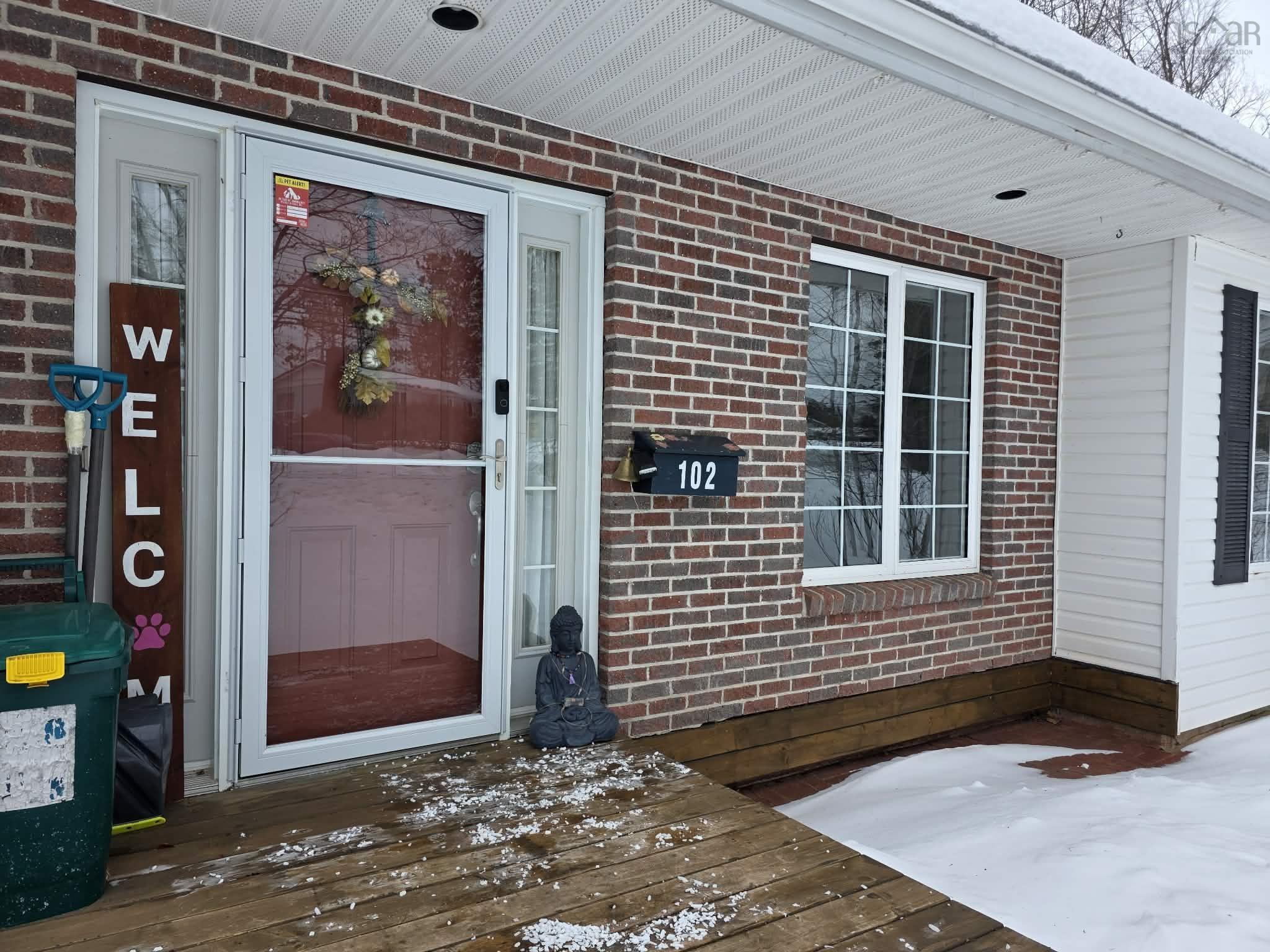 $574,900.00: 102 Maple Boulevard, Bible Hill