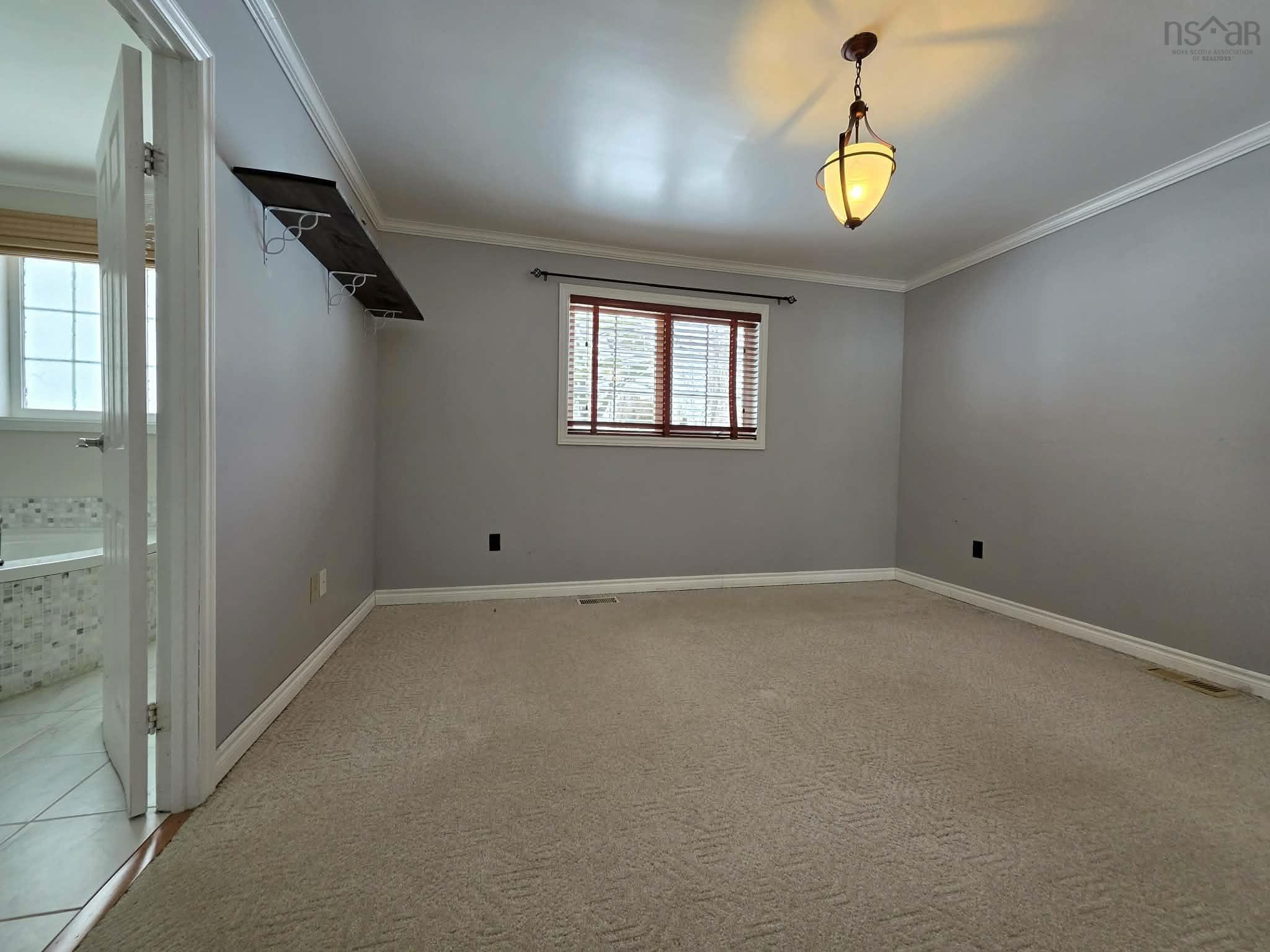 $574,900.00: 102 Maple Boulevard, Bible Hill