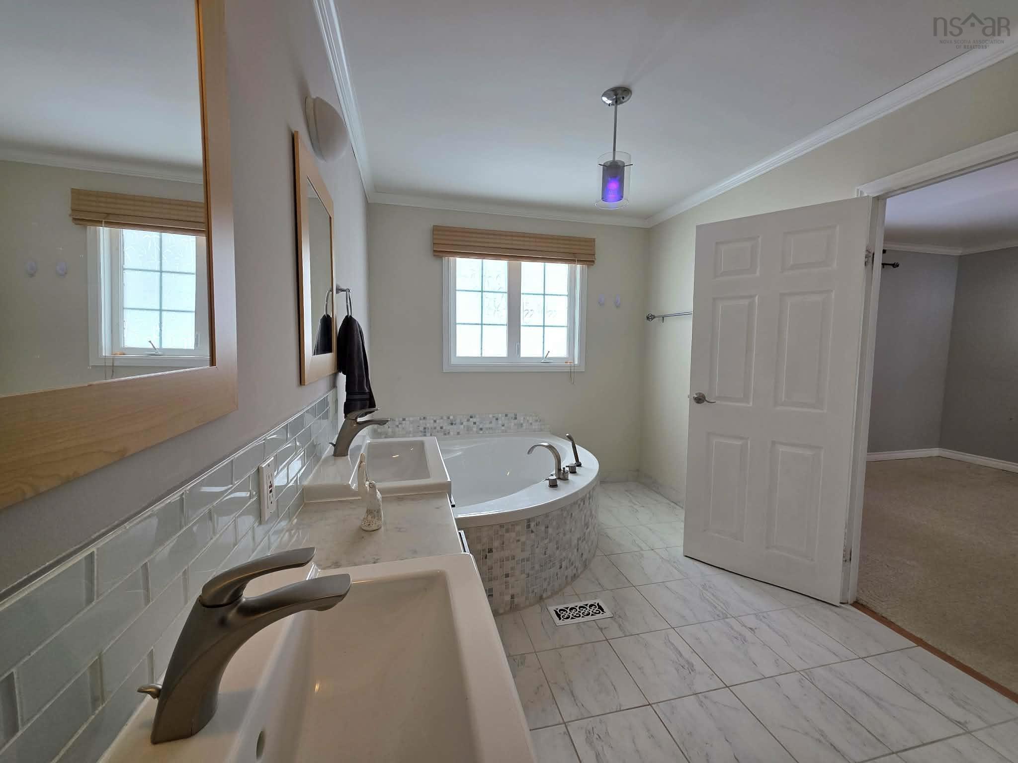 $574,900.00: 102 Maple Boulevard, Bible Hill