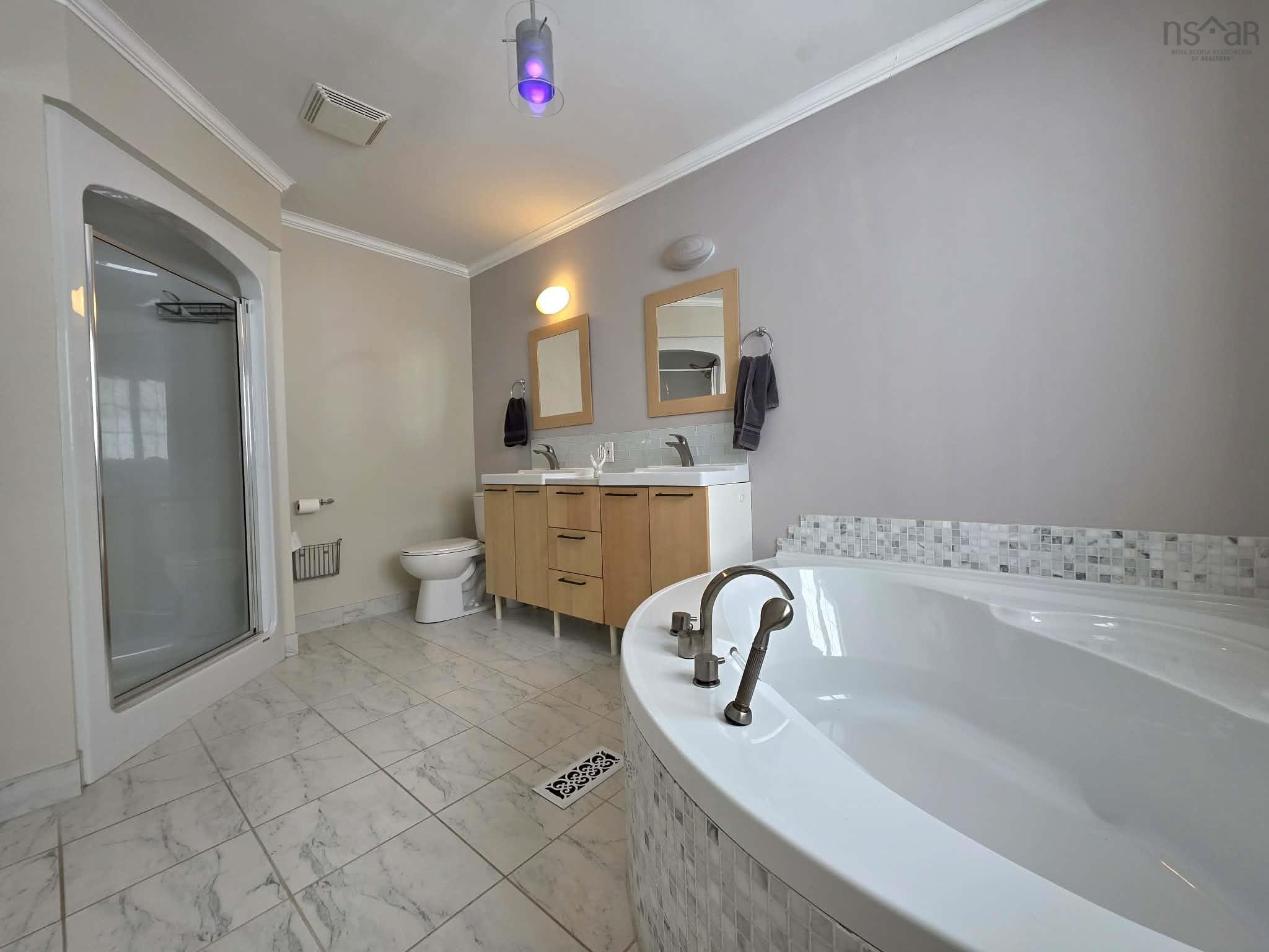 $574,900.00: 102 Maple Boulevard, Bible Hill