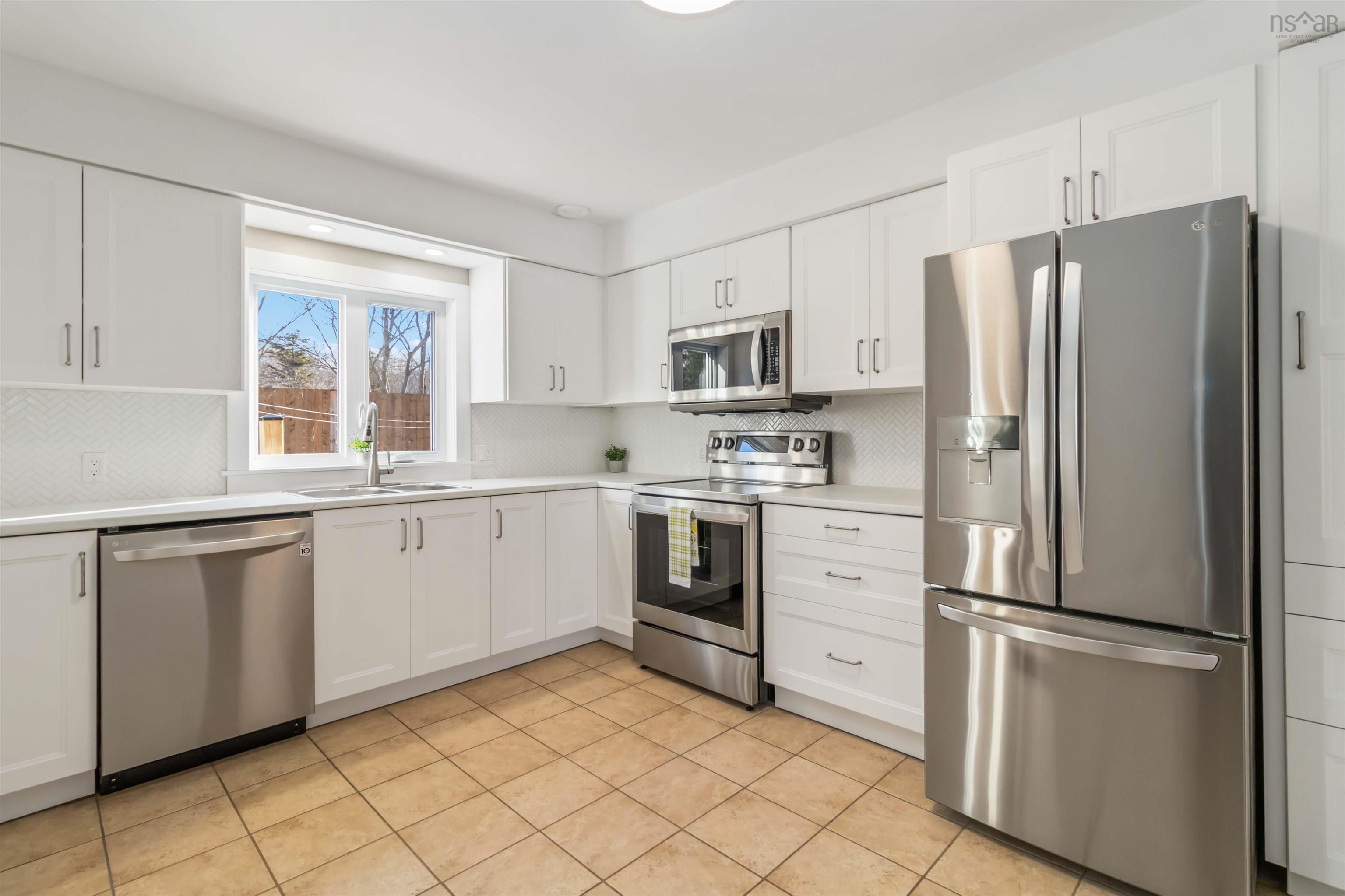 159 Rockmanor Drive, Bedford, NS (MLS 202603420)