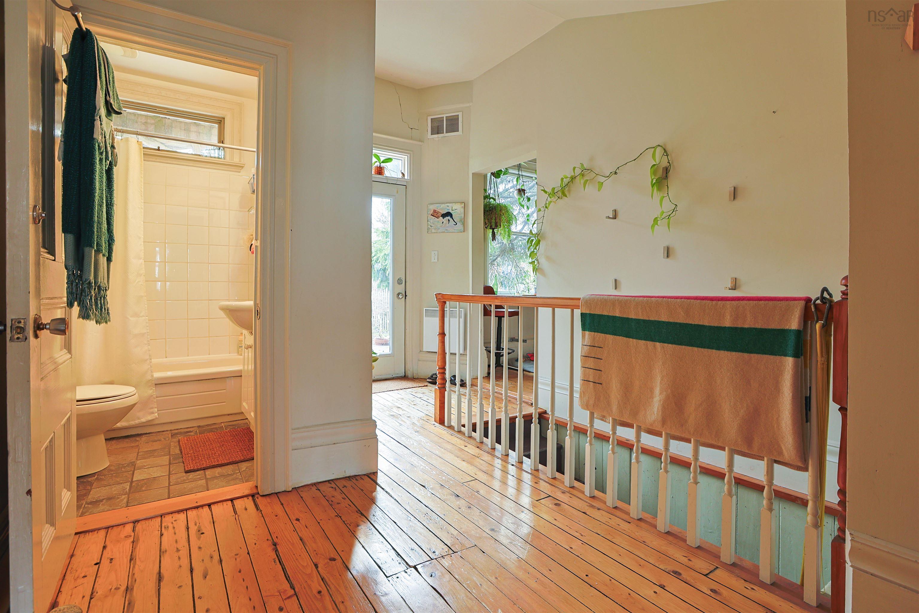 2048 Creighton Street, Halifax, NS (MLS 202603421)