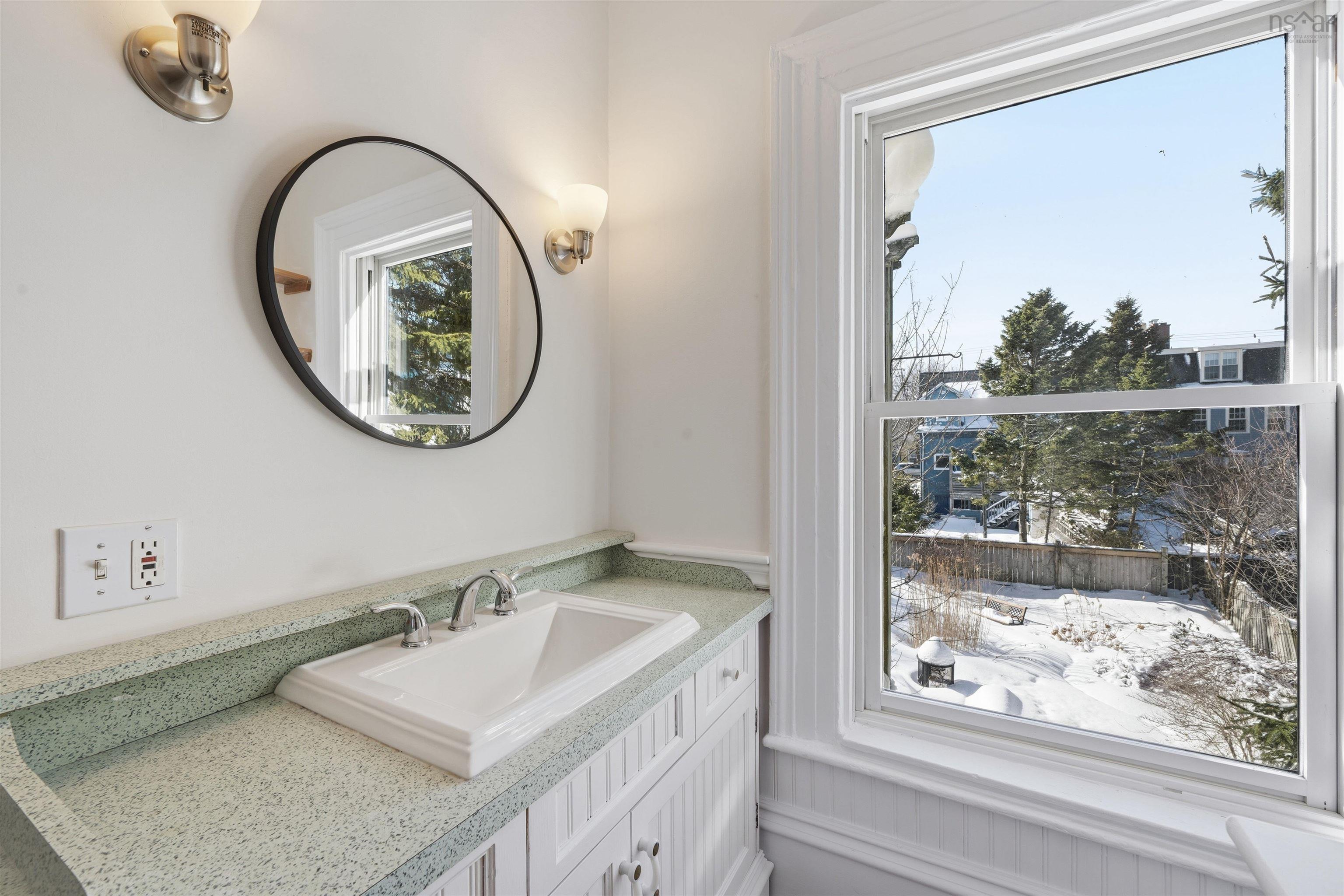 2048 Creighton Street, Halifax, NS (MLS 202603421)