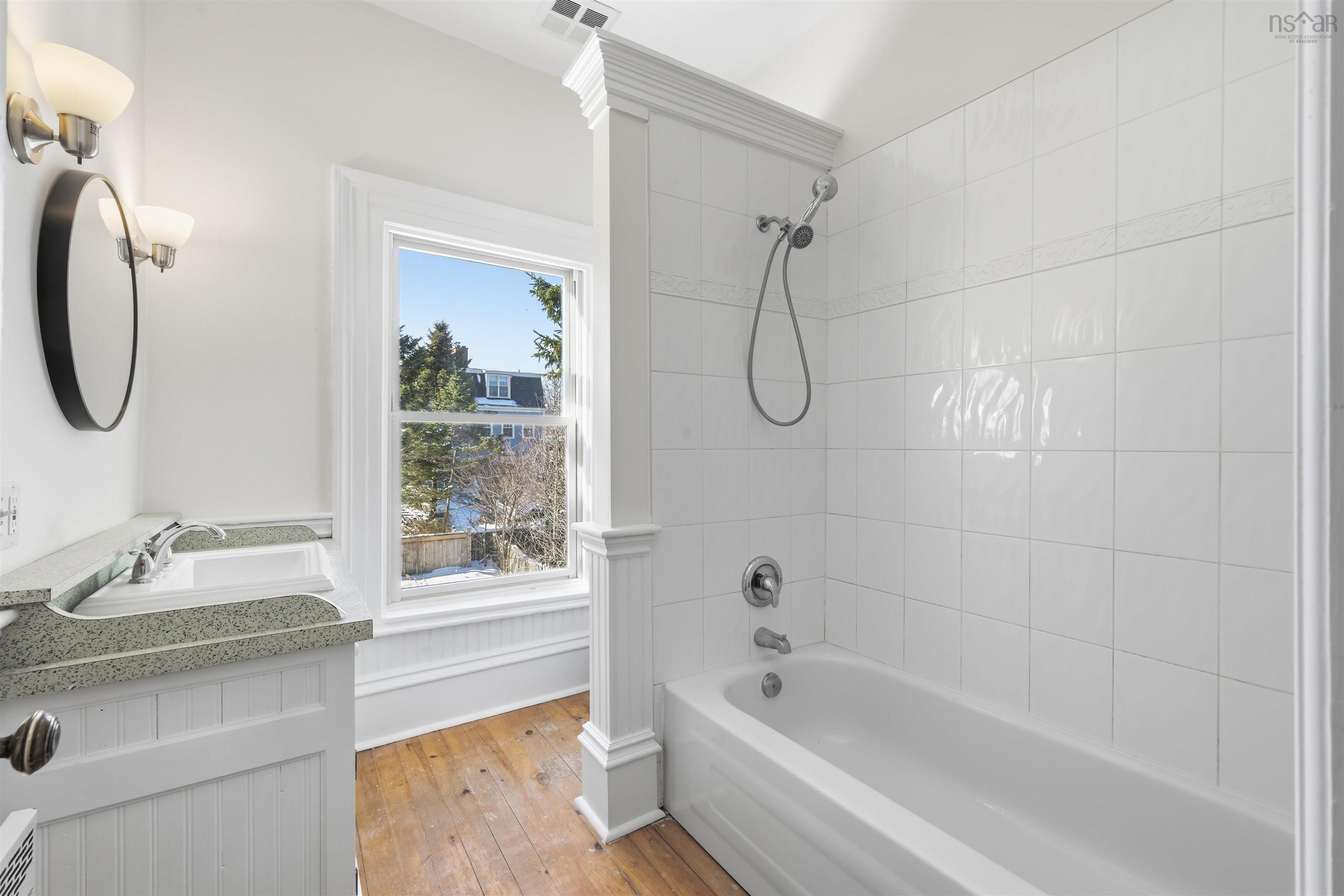 2048 Creighton Street, Halifax, NS (MLS 202603421)