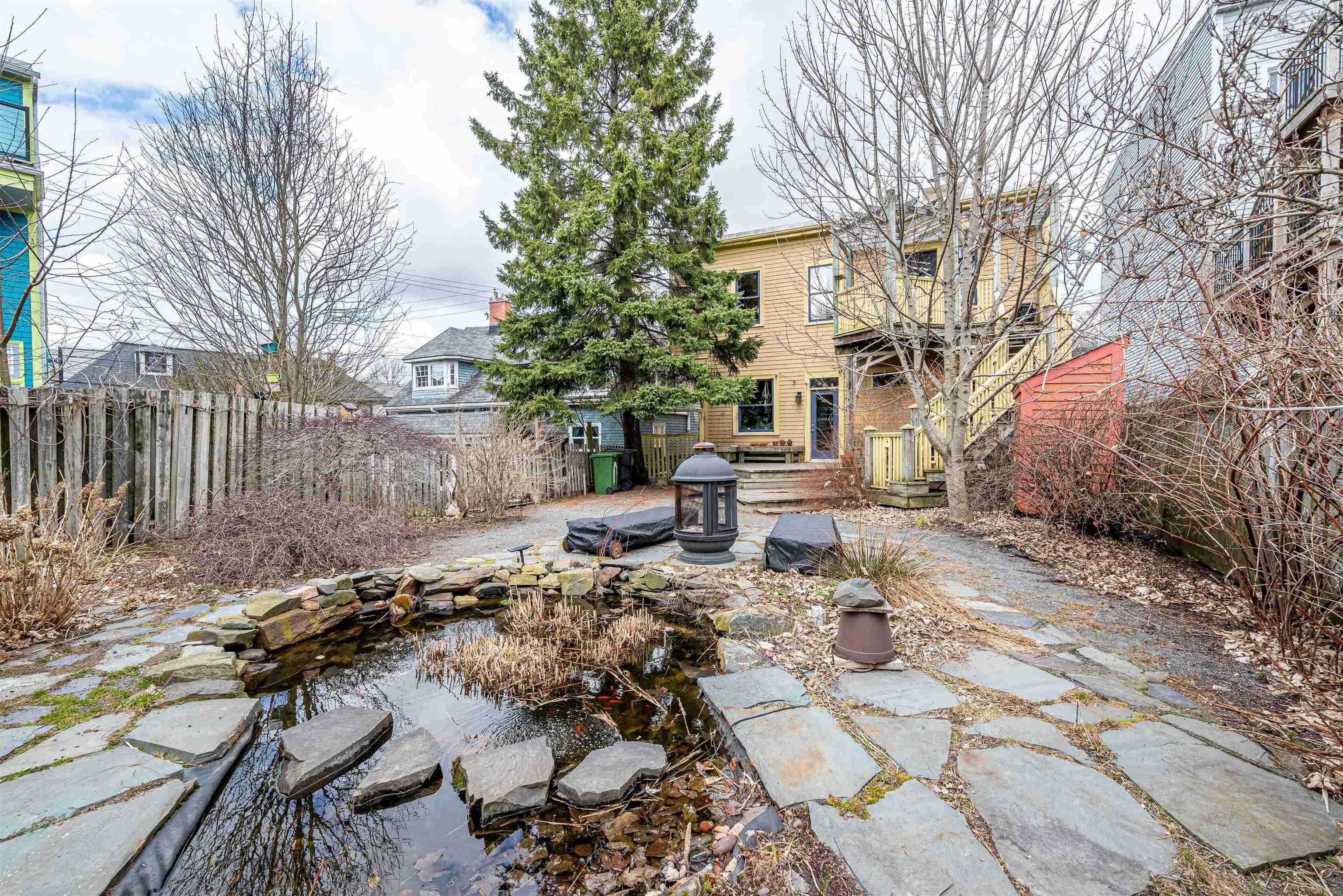 2048 Creighton Street, Halifax, NS (MLS 202603421)