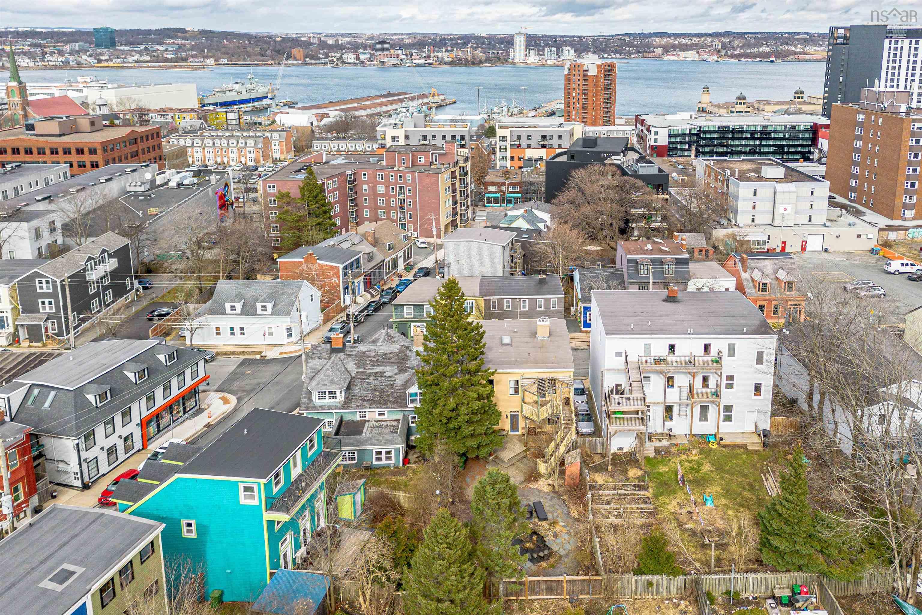 2048 Creighton Street, Halifax, NS (MLS 202603421)