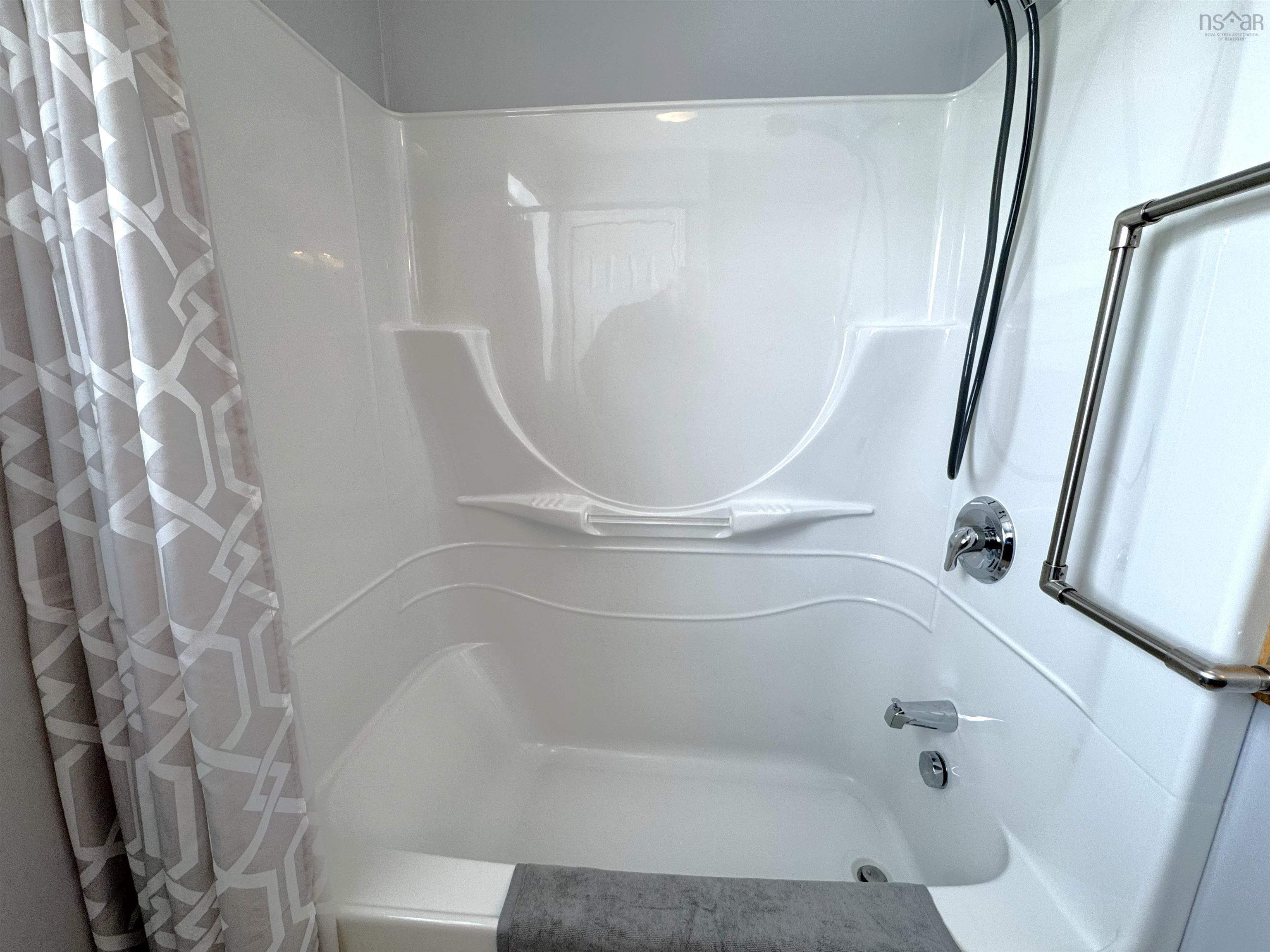 $349,000.00: 18 Greenhill Road, Alma