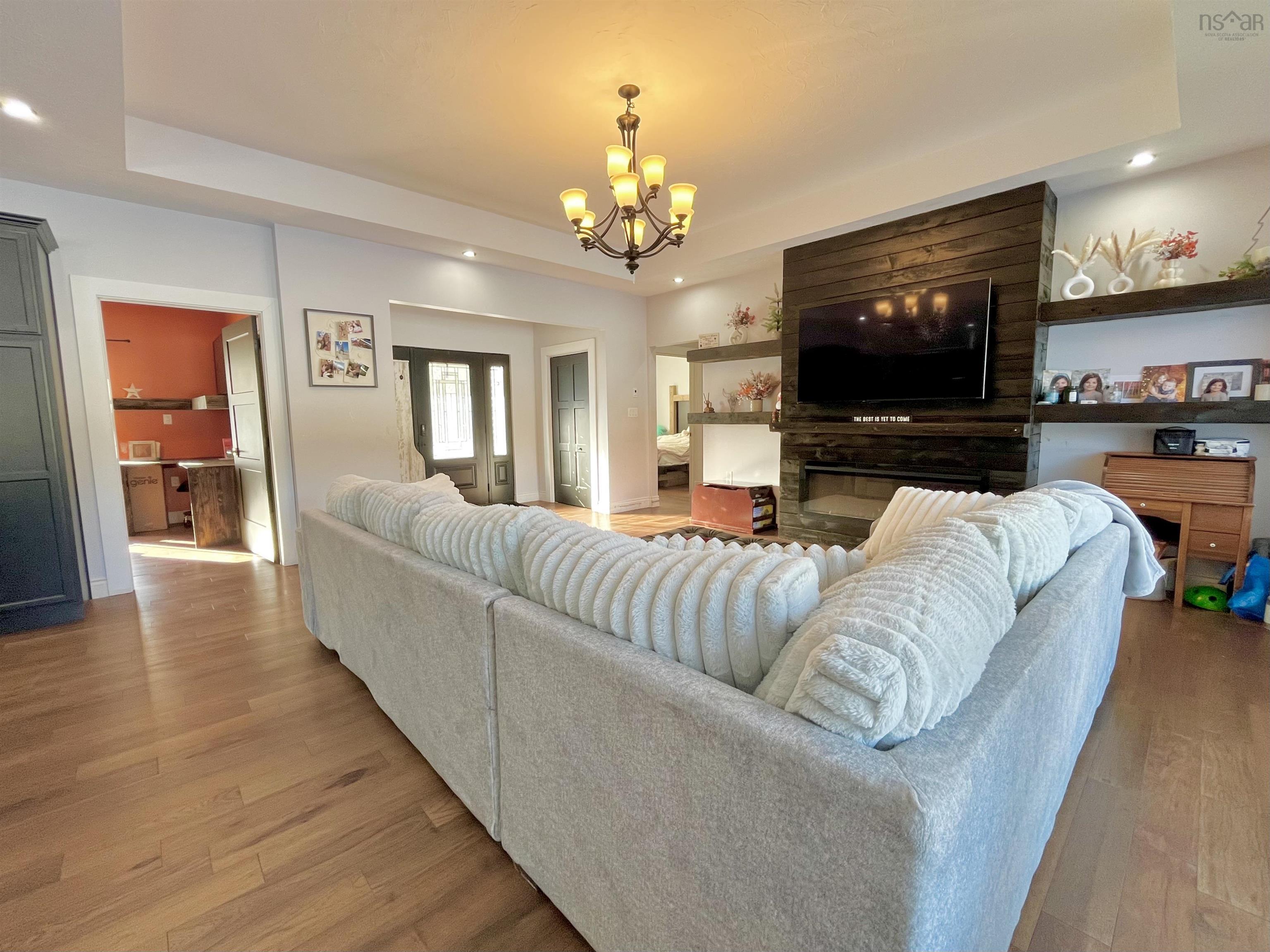 $789,900.00: 27 Molly Lane, Brookdale