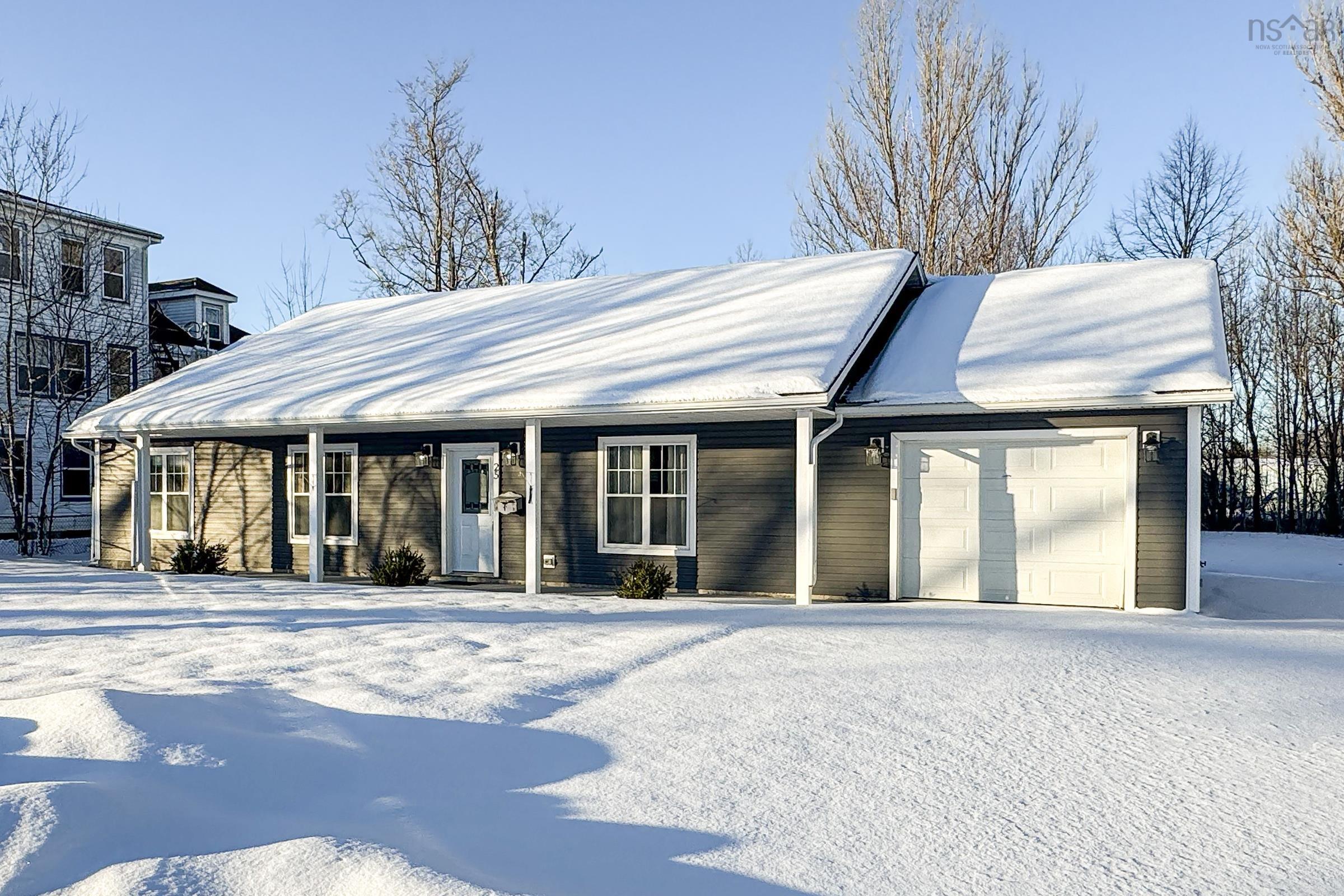 $419,000.00: 25 Gates Avenue, Middleton